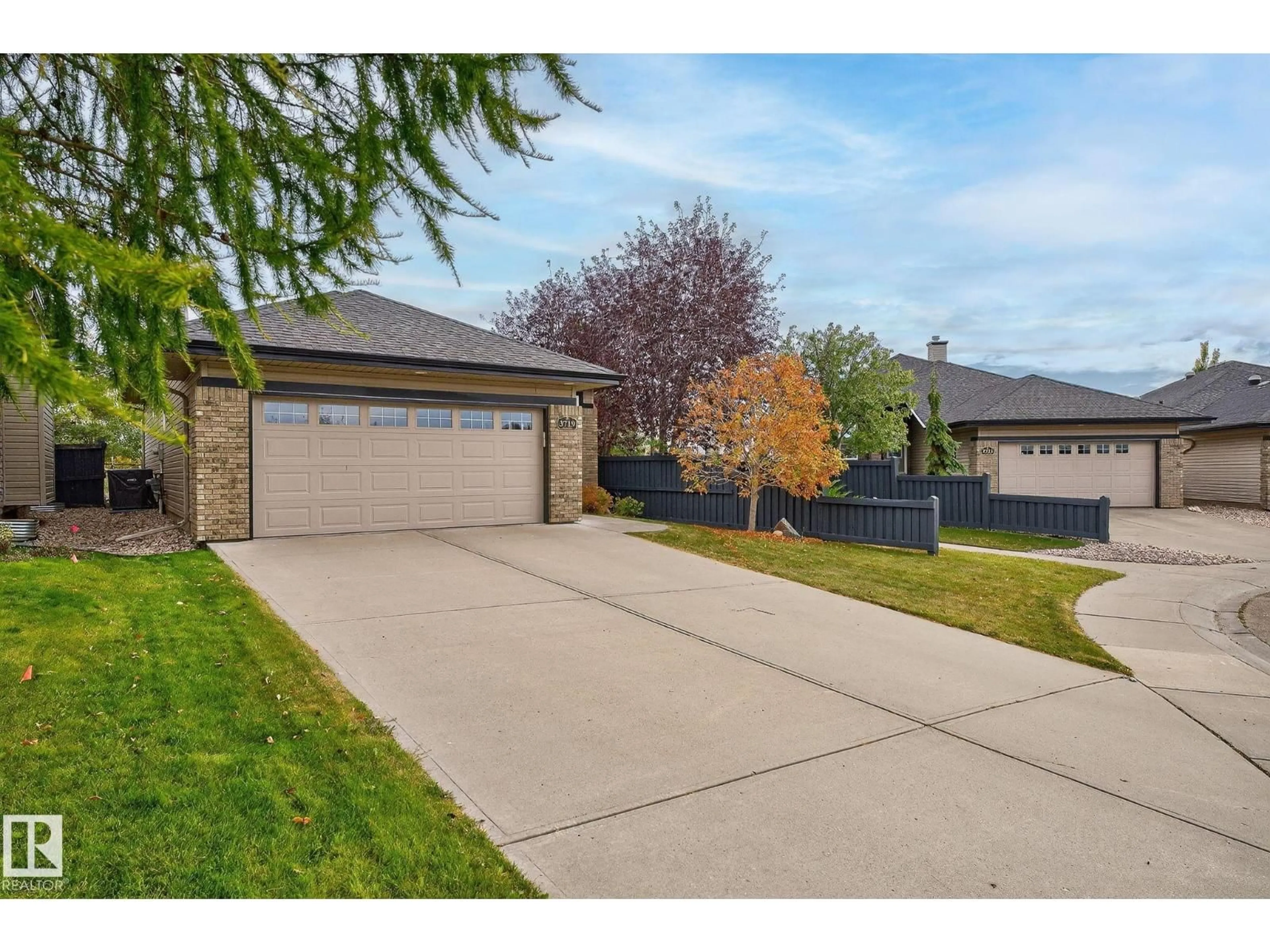 Unknown for 3719 MCLAY GREEN GR, Edmonton Alberta T6R0B9