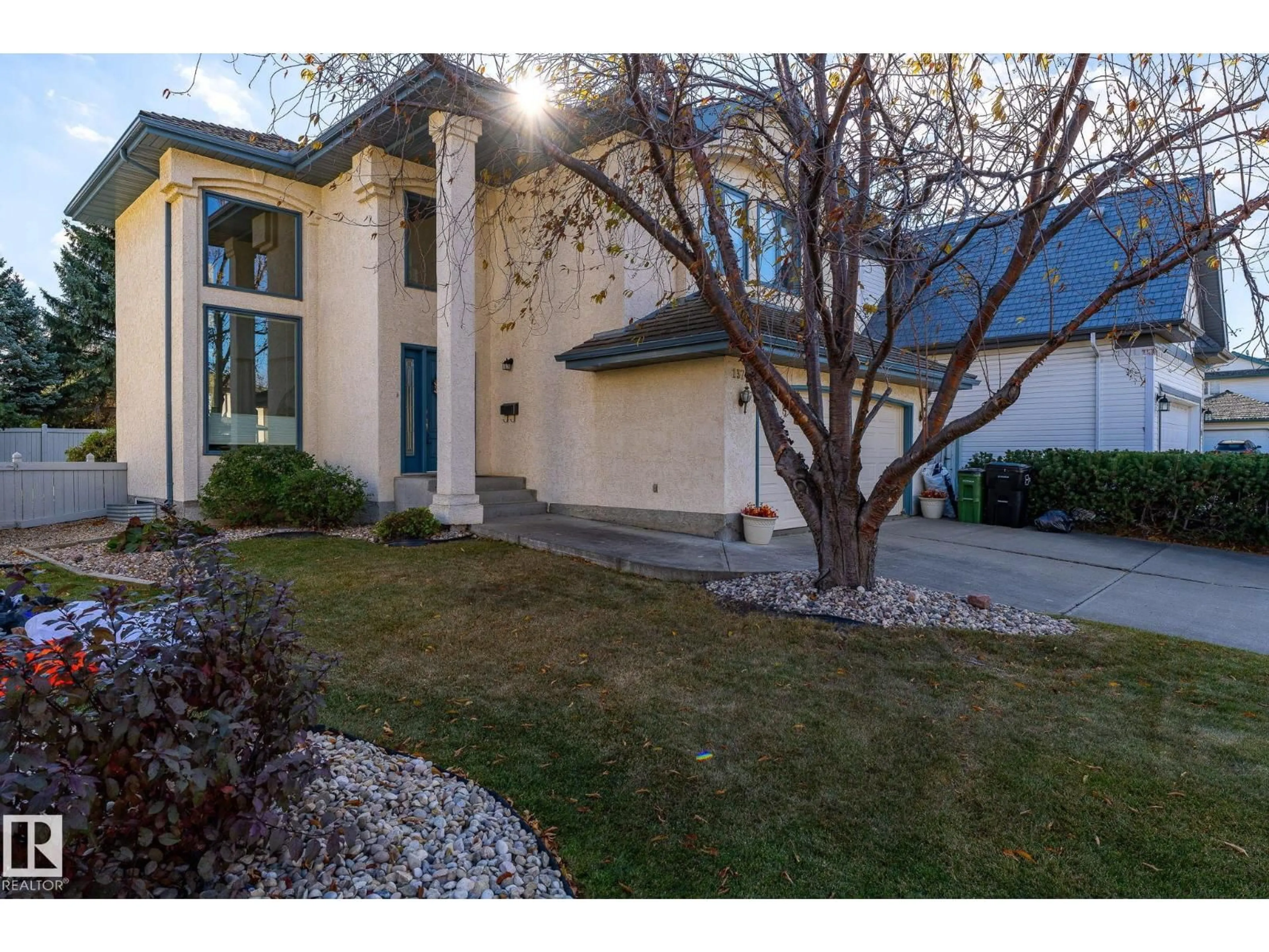 Unknown for 1377 CARTER CREST RD, Edmonton Alberta T6R2L5