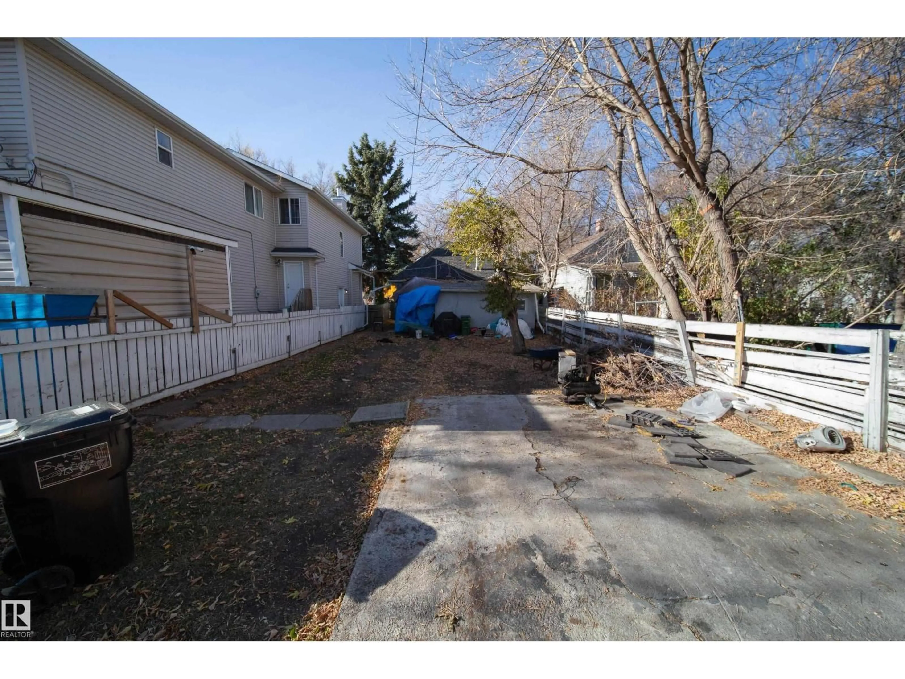 Unknown for NW - 11919 77 ST, Edmonton Alberta T5B2G5