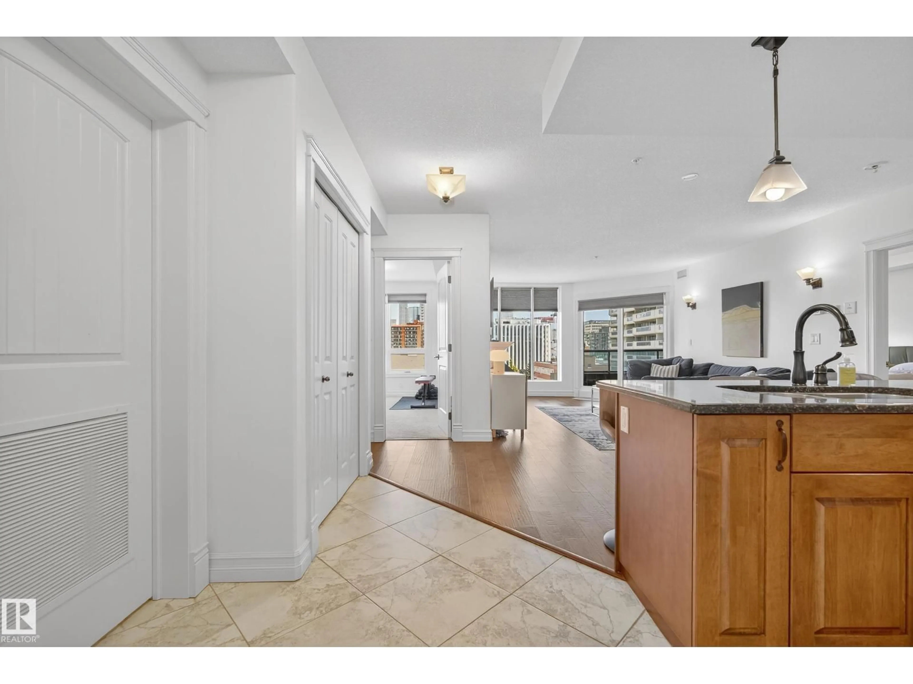 Unknown for 10142 - 603 111 ST NW, Edmonton Alberta T5K1K6