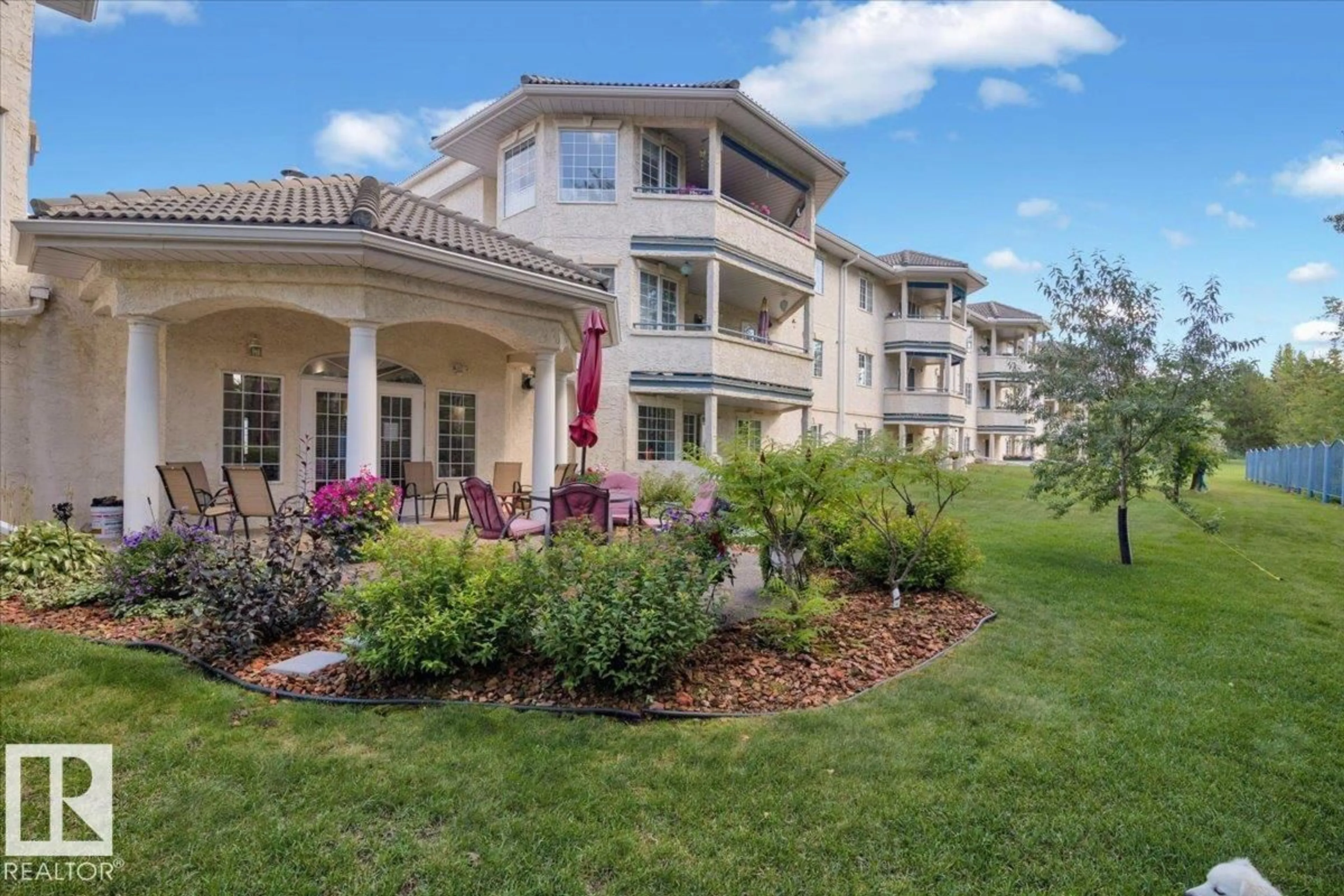 Patio, unknown for 45 - 112 GERVAIS RD, St. Albert Alberta T8N6H7