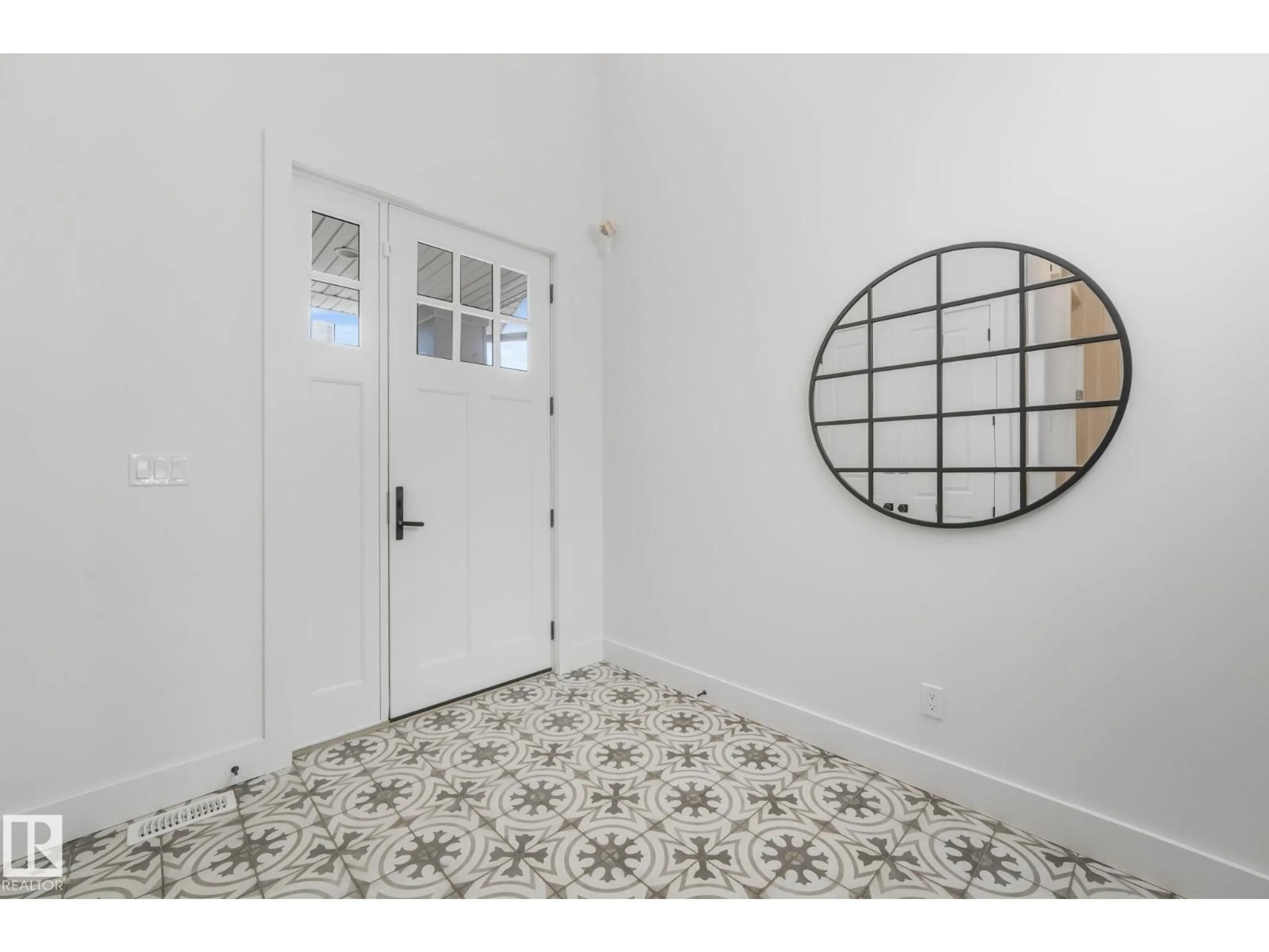 Indoor entryway for 1493 HOWES CRESCENT, Edmonton Alberta T4X0X5