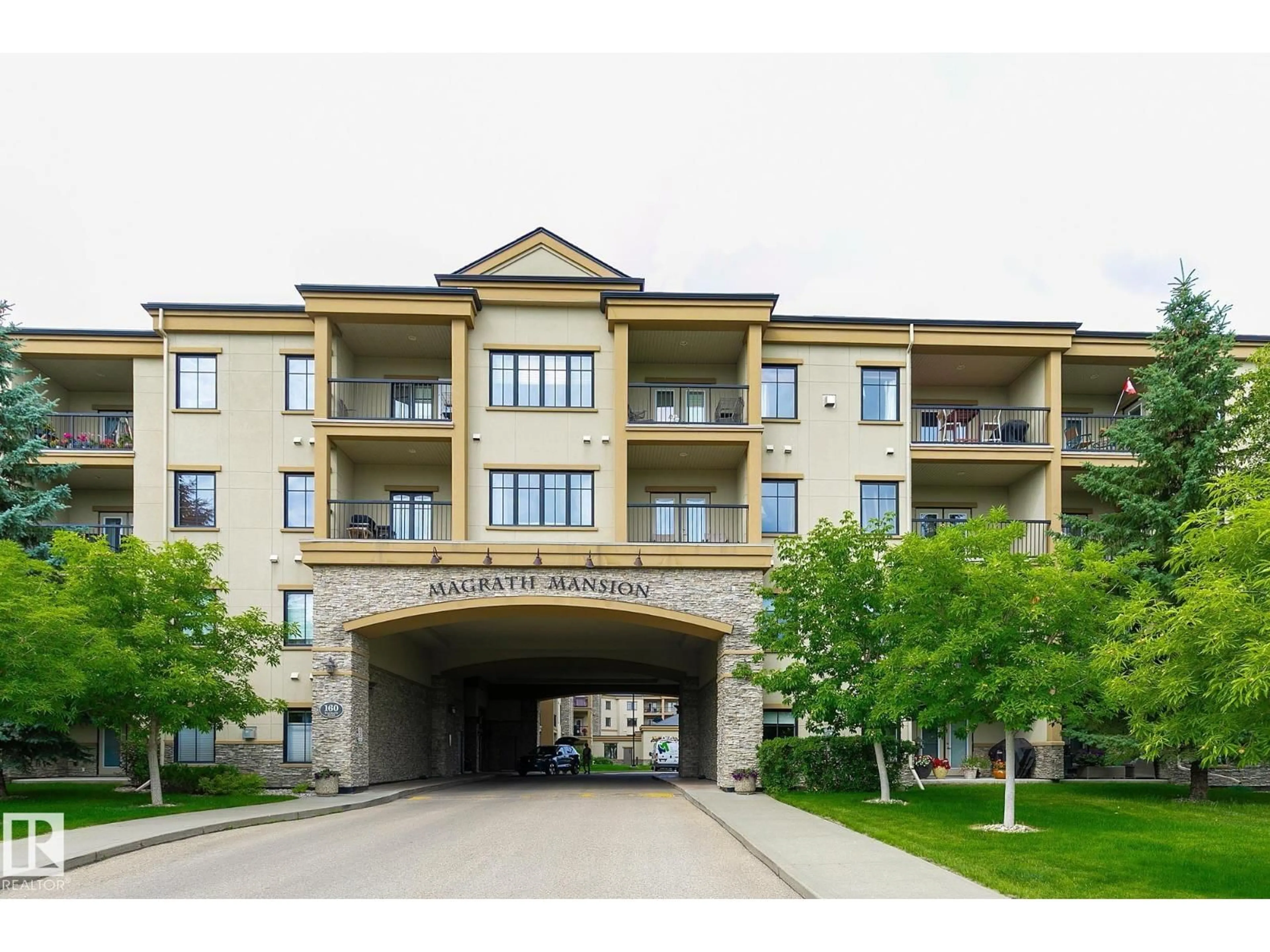 Unknown for 160 MAGRATH RD, Edmonton Alberta T6R3T7