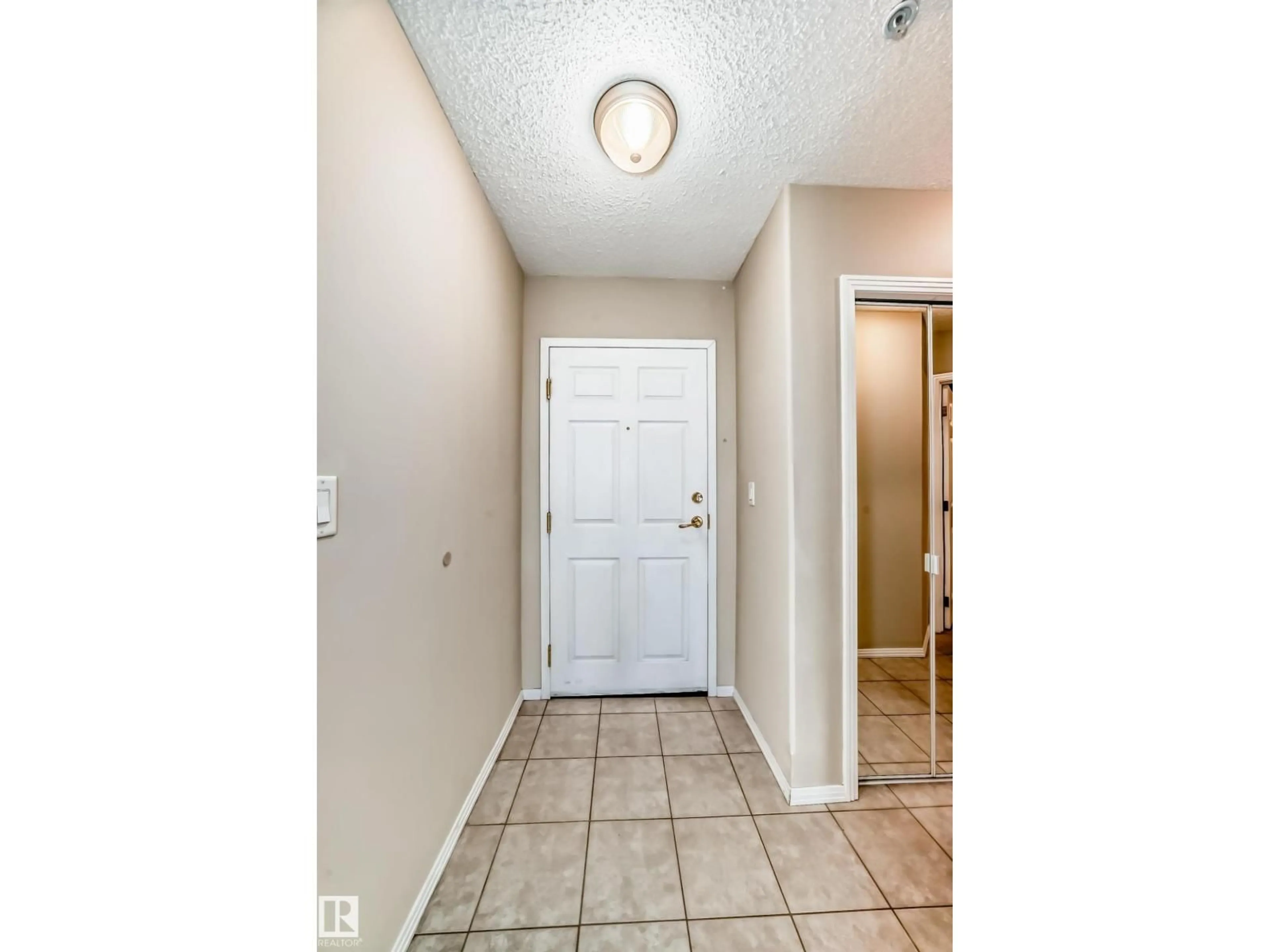 Indoor entryway for #141 - 9704 174 ST, Edmonton Alberta T5T6J4