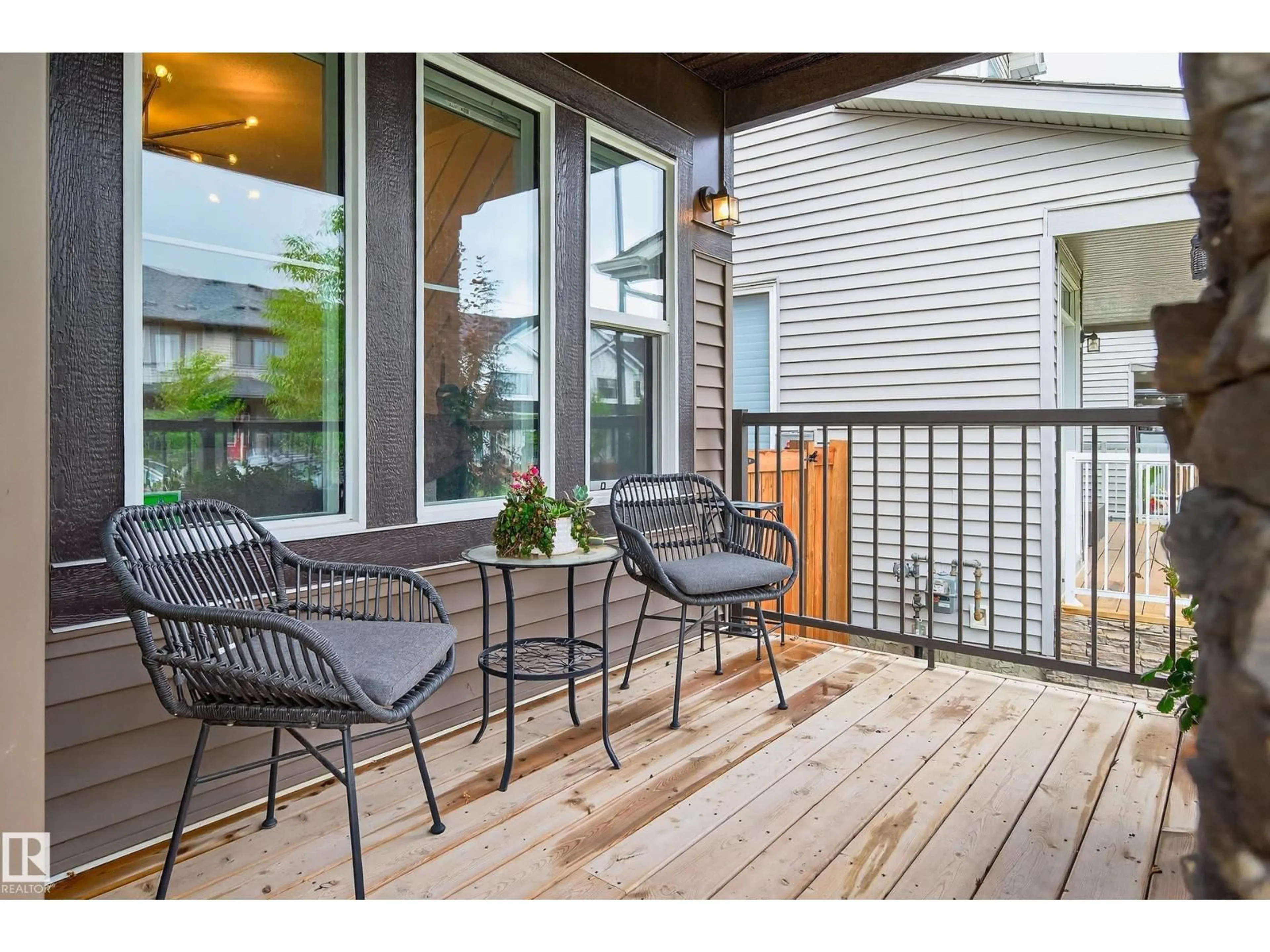 Patio, street for 1194 KESWICK DR, Edmonton Alberta T6W4J5