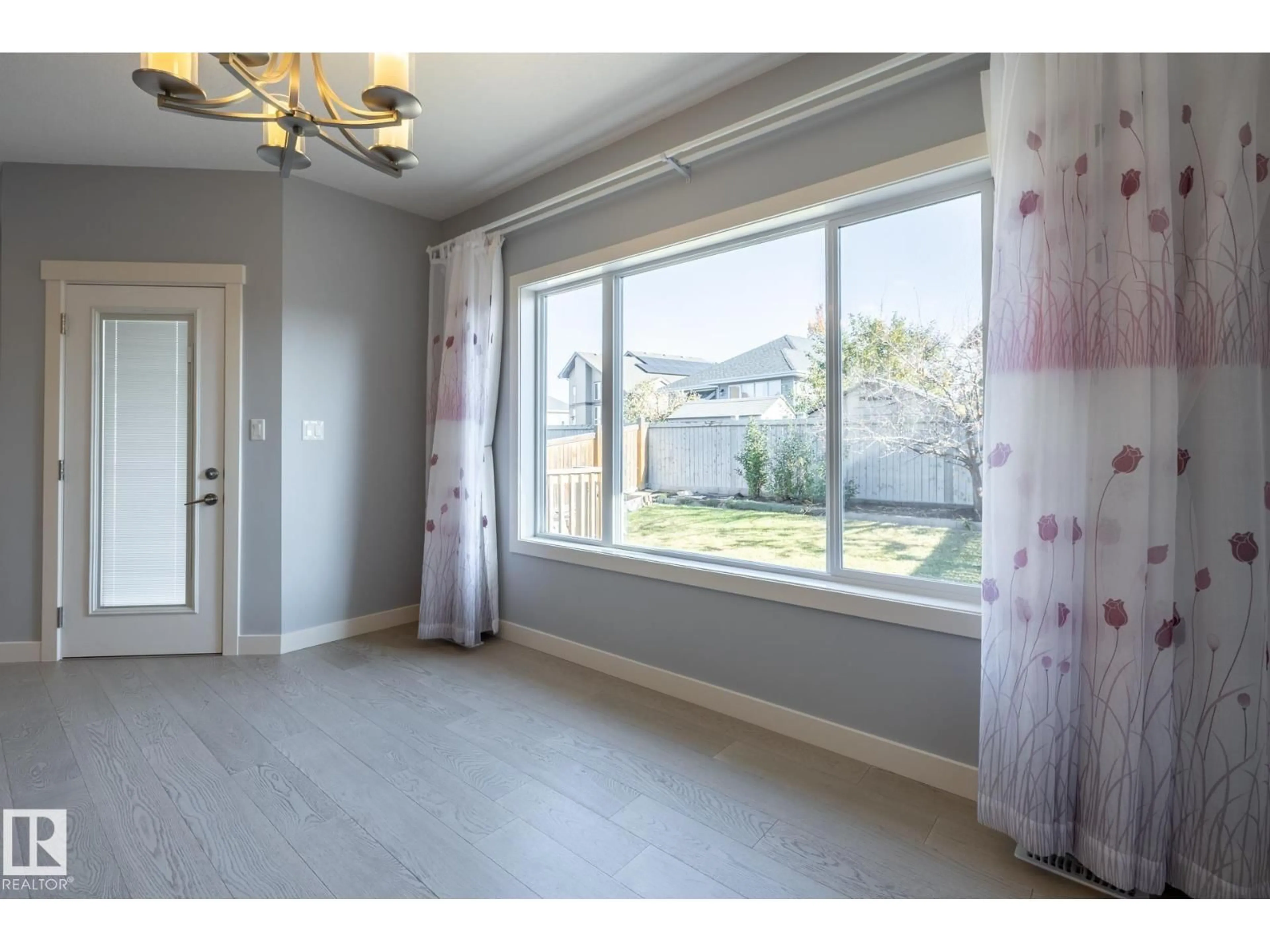 A pic of a room for 1257 CUNNINGHAM DR, Edmonton Alberta T6W0R6