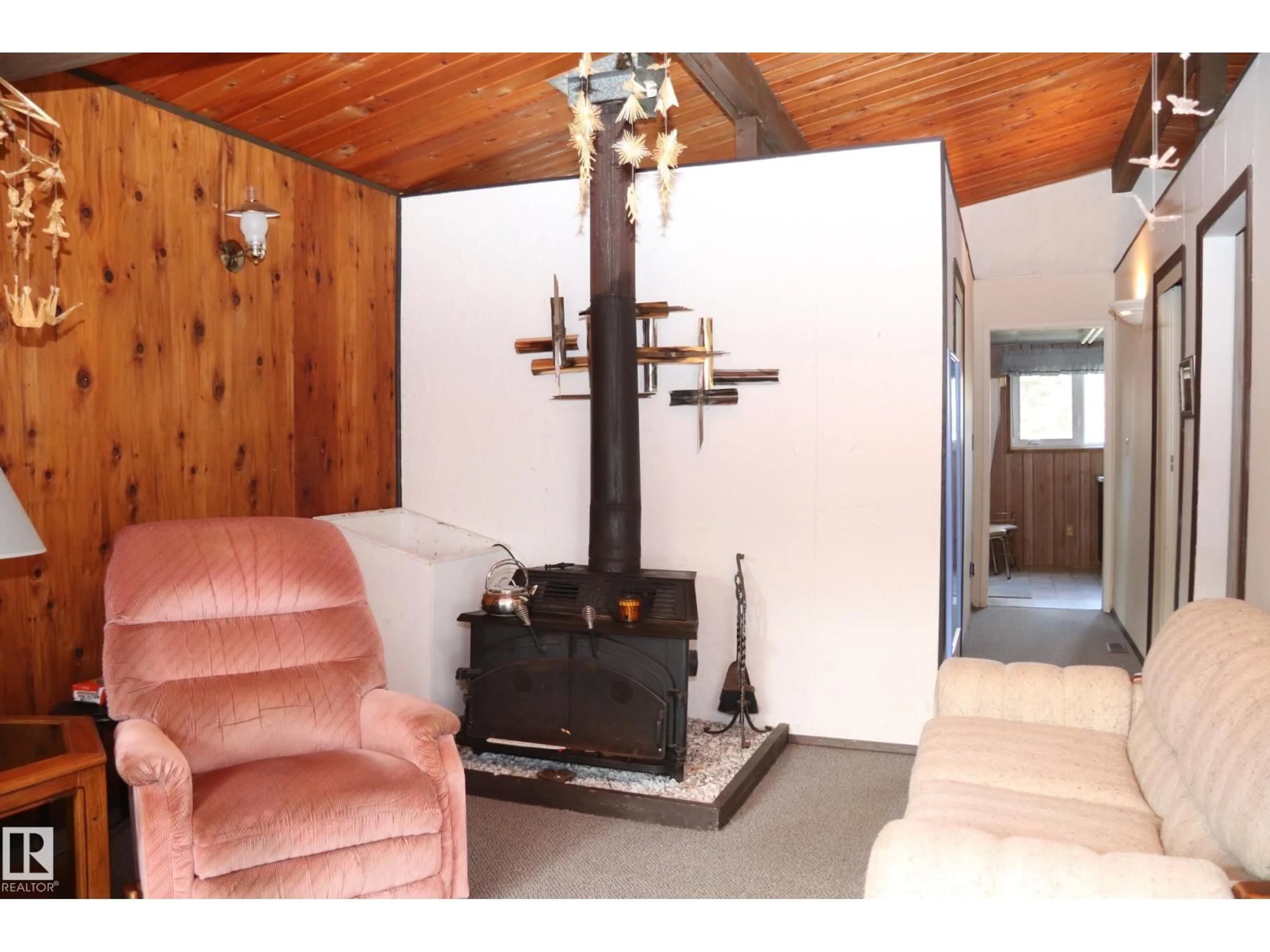 Unknown for 603 LONG LAKE DR, Long Lake Alberta T6A0M0