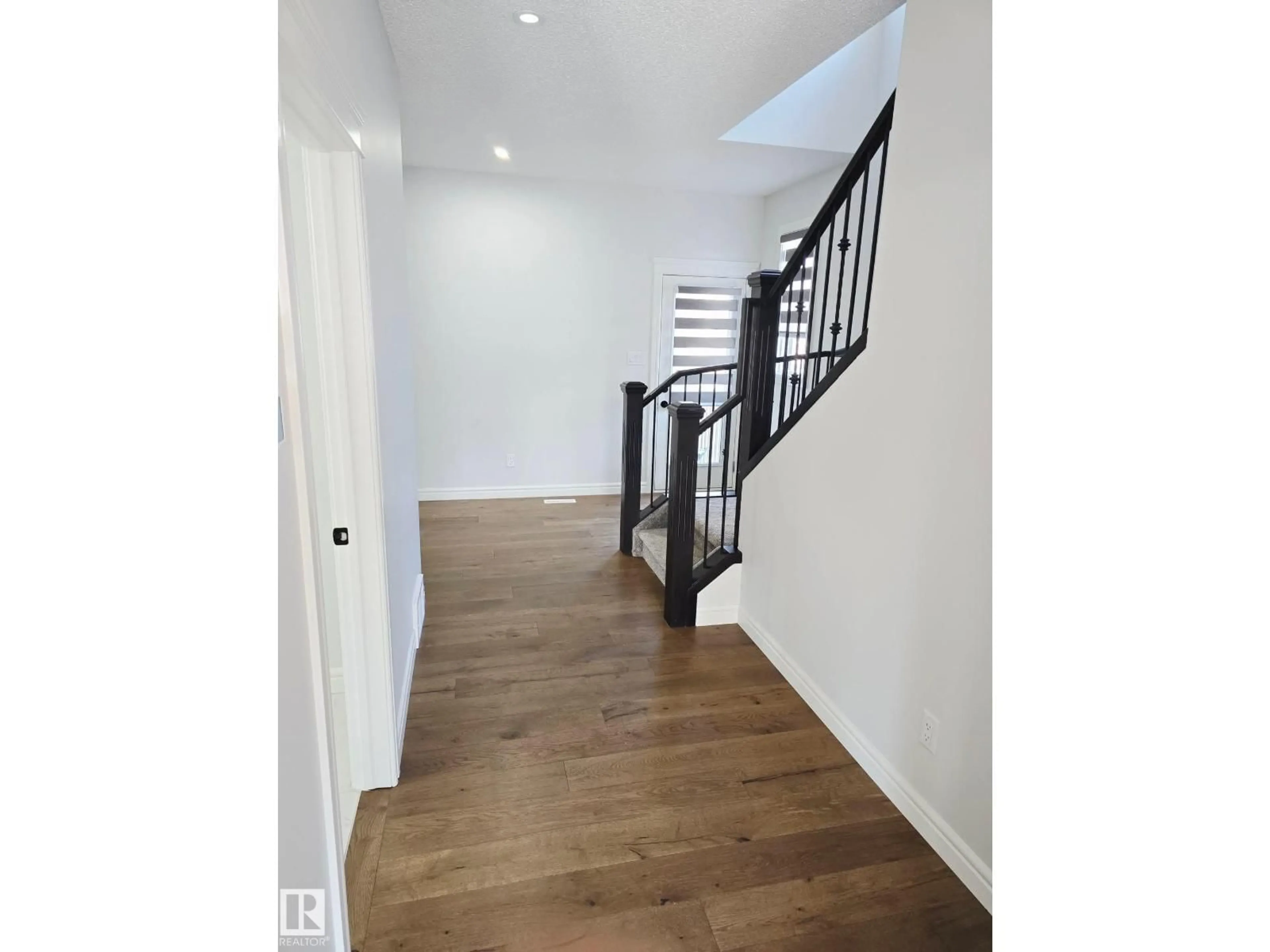 Unknown for 449 CONROY CR, Edmonton Alberta T6W5A9