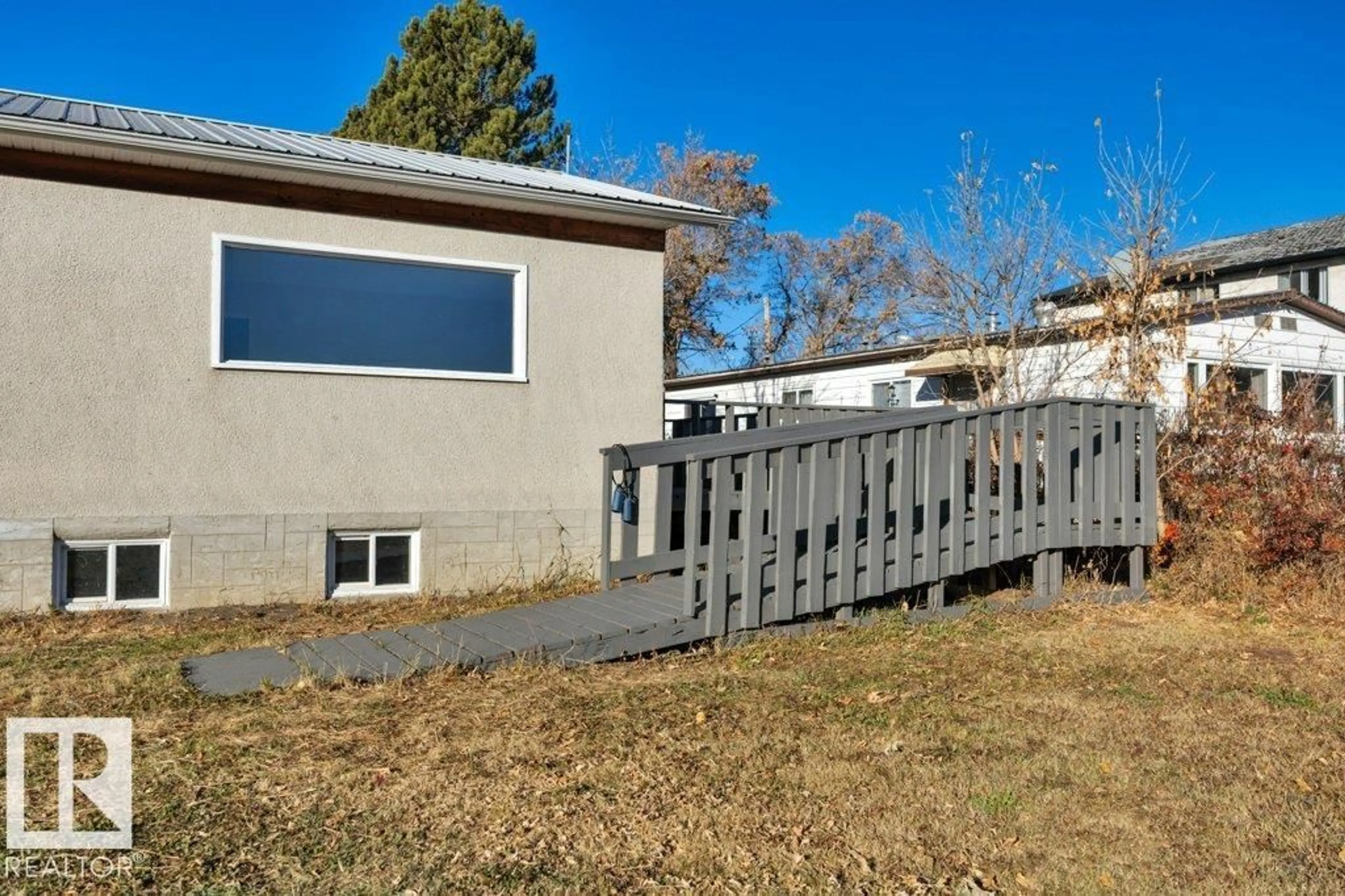 Patio, mountain view for 5310 & 5312 50 ST, Thorsby Alberta T0C2P0