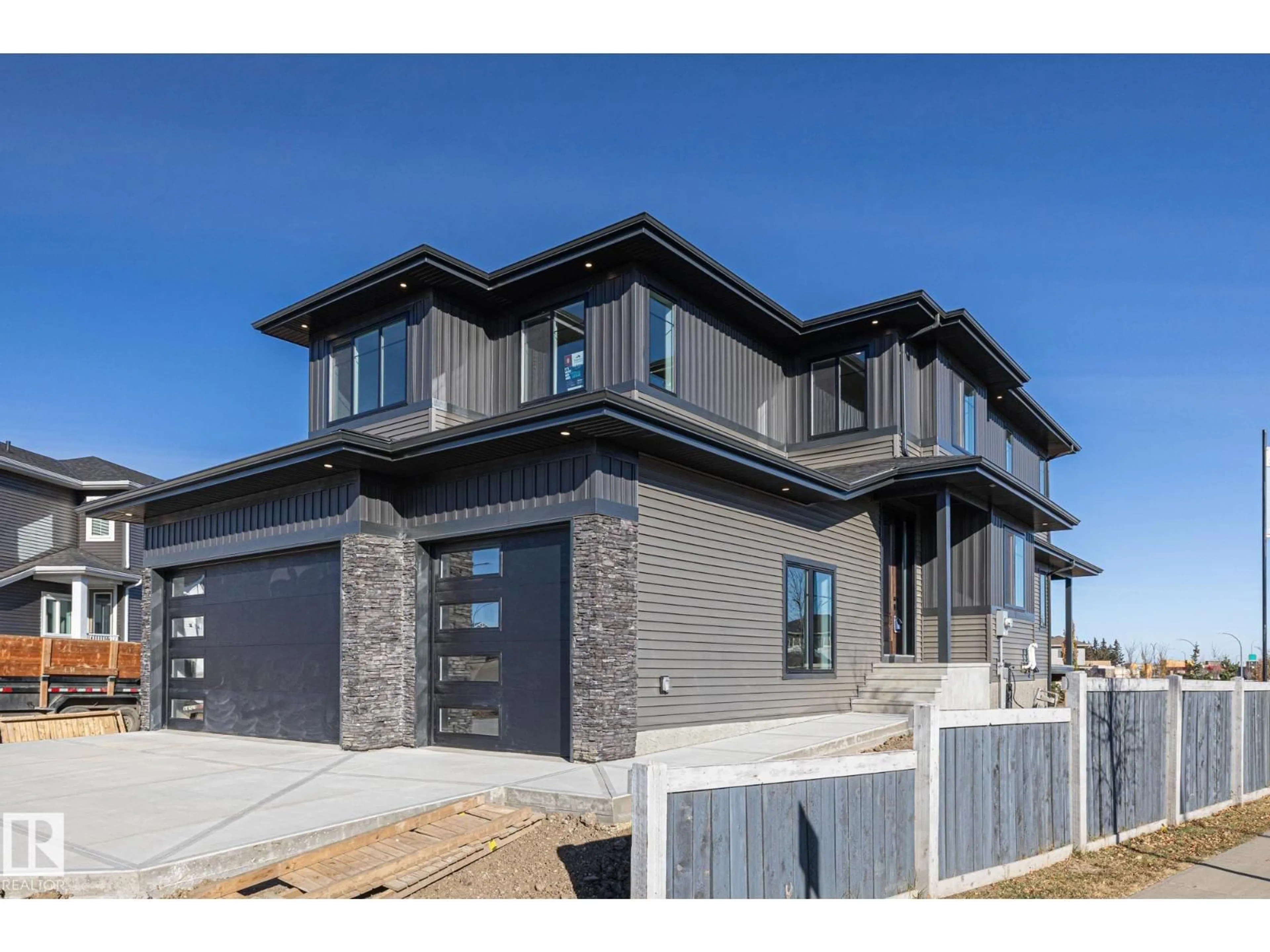 Home with brick exterior material, unknown for 671 KING ST, Spruce Grove Alberta T7X4P7