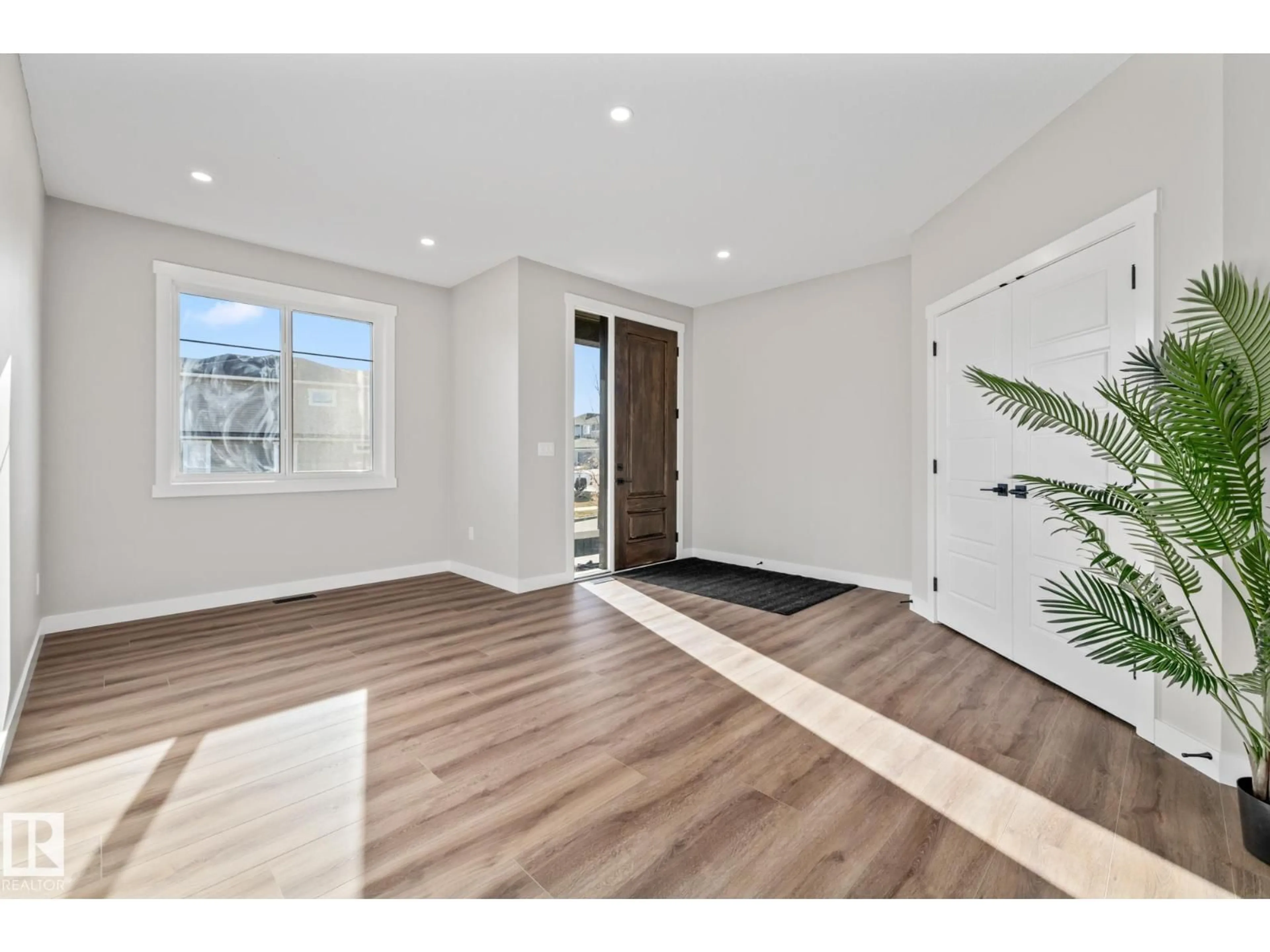 Unknown for 671 KING ST, Spruce Grove Alberta T7X4P7