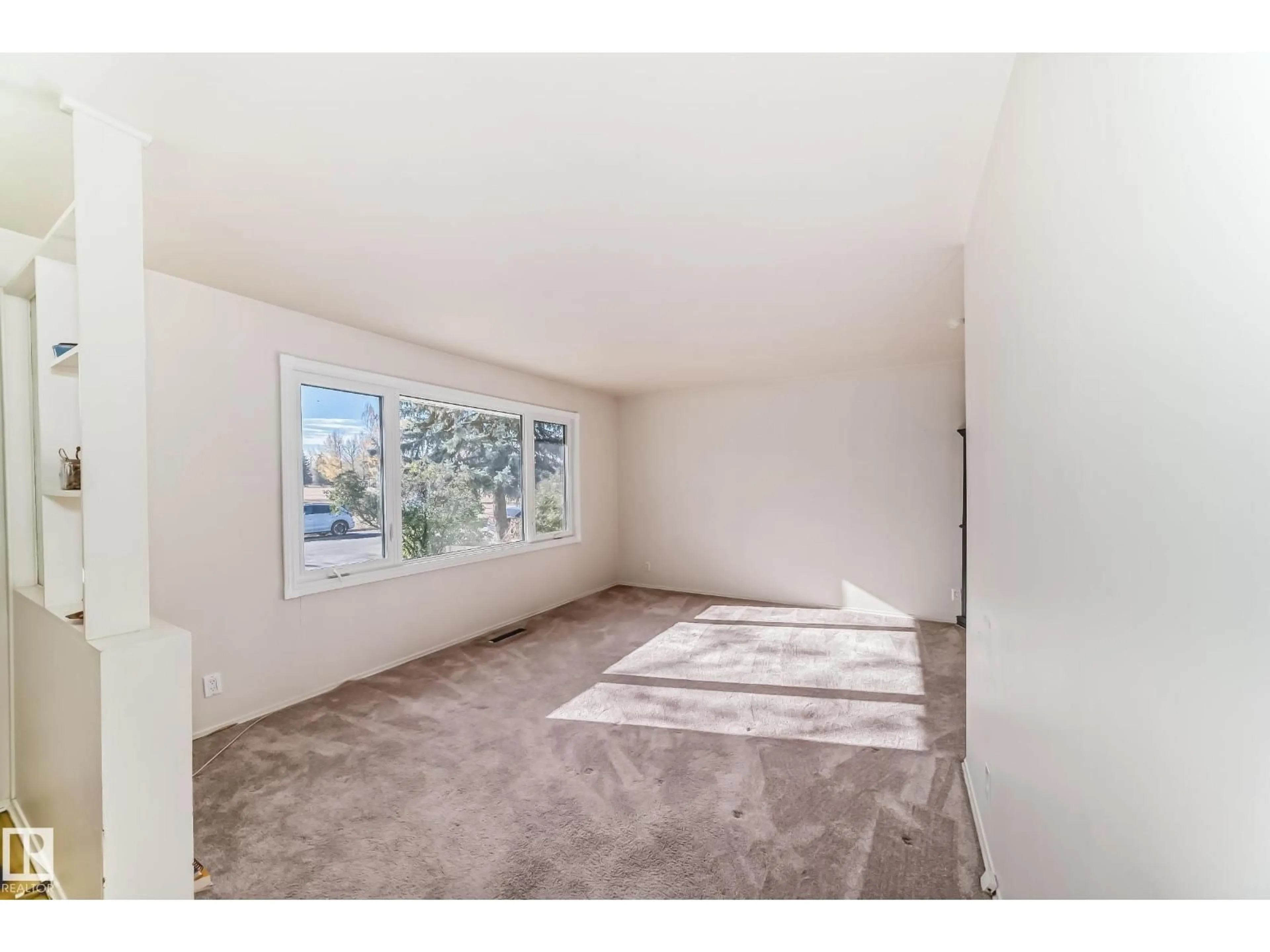 A pic of a room for 15620 81 AV, Edmonton Alberta T5R3P4