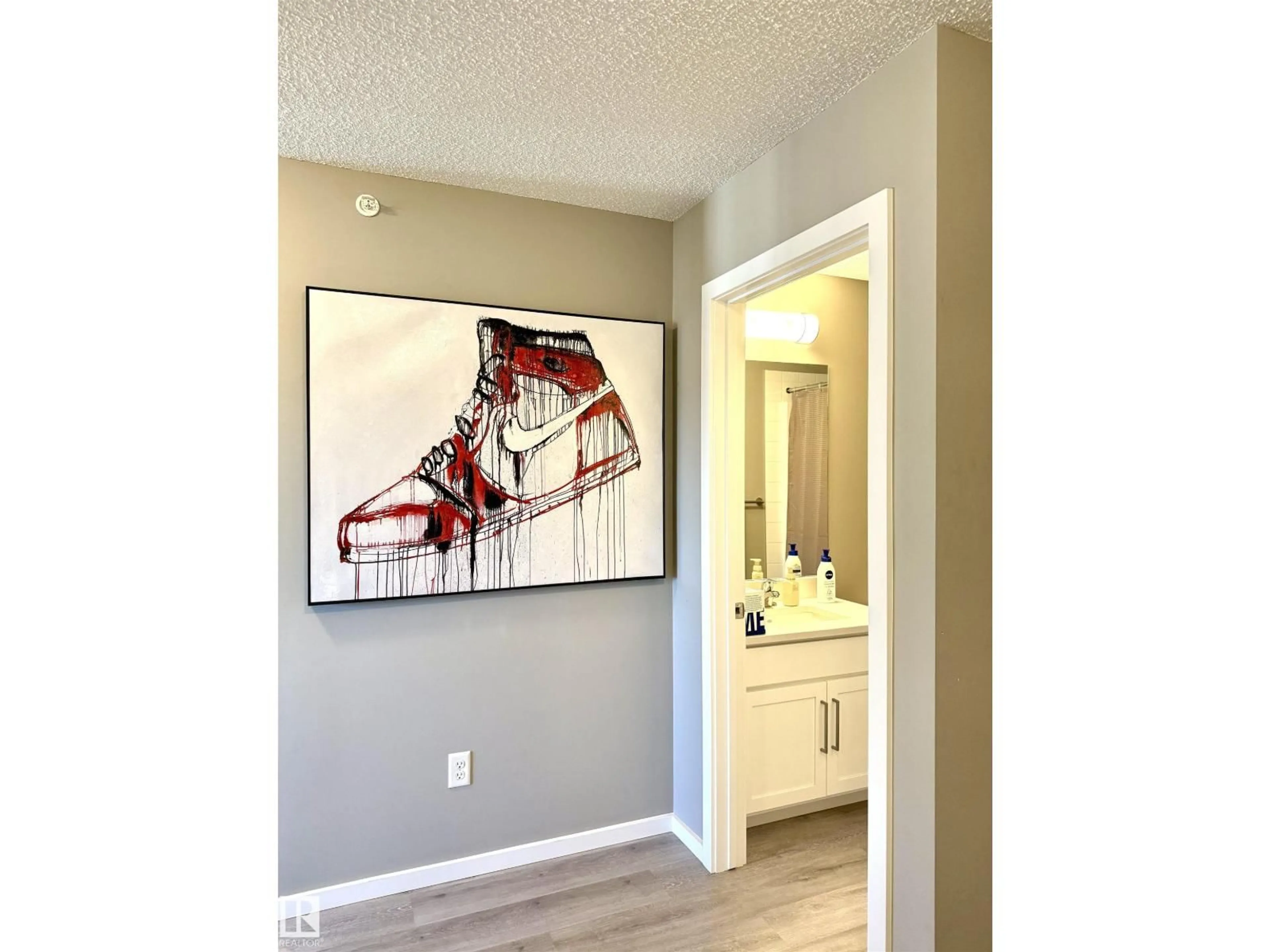 Unknown for 422 EBBERS BV, Edmonton Alberta T5Y4A4