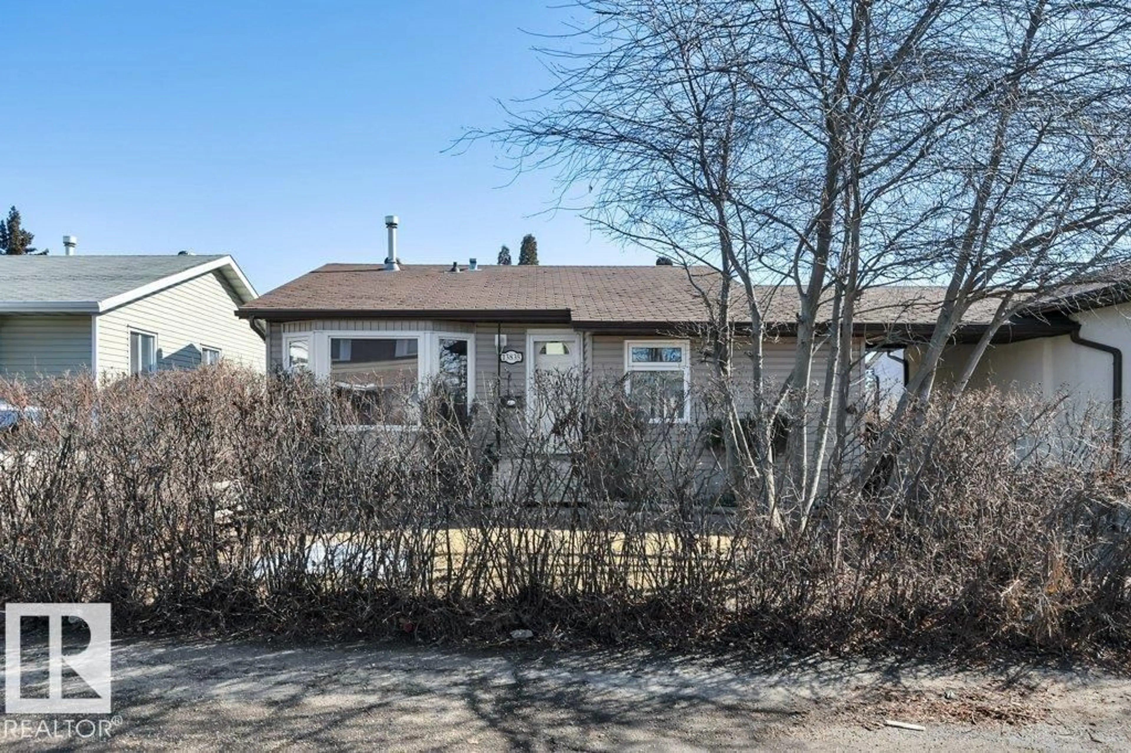 Unknown for 13835 114 ST NW, Edmonton Alberta T5X4A1