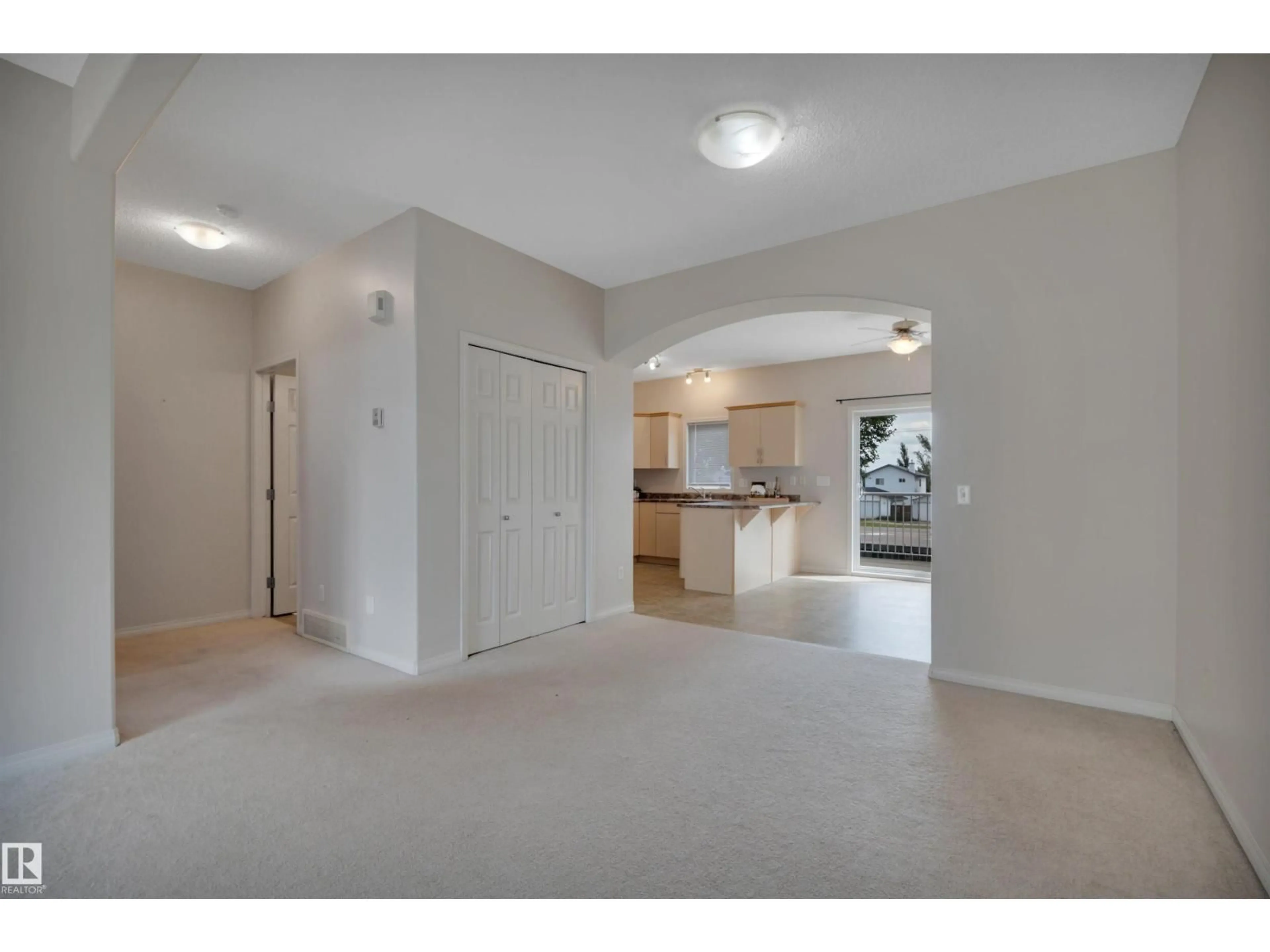 A pic of a room for #2 - 5102 30 AV, Beaumont Alberta T4X0A9