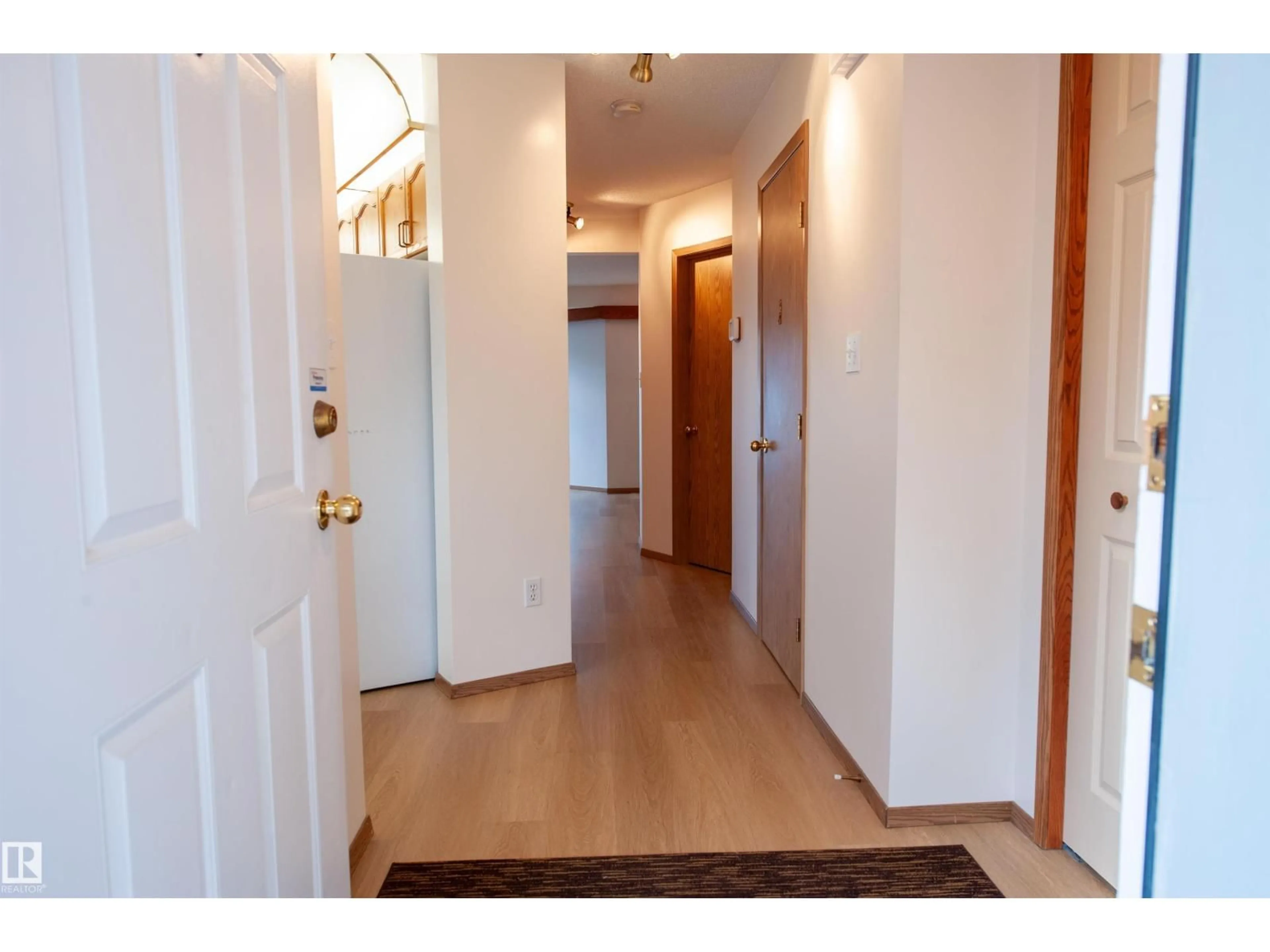 Indoor entryway for 603 - 79 YOUVILLE DR, Edmonton Alberta T6L6V8