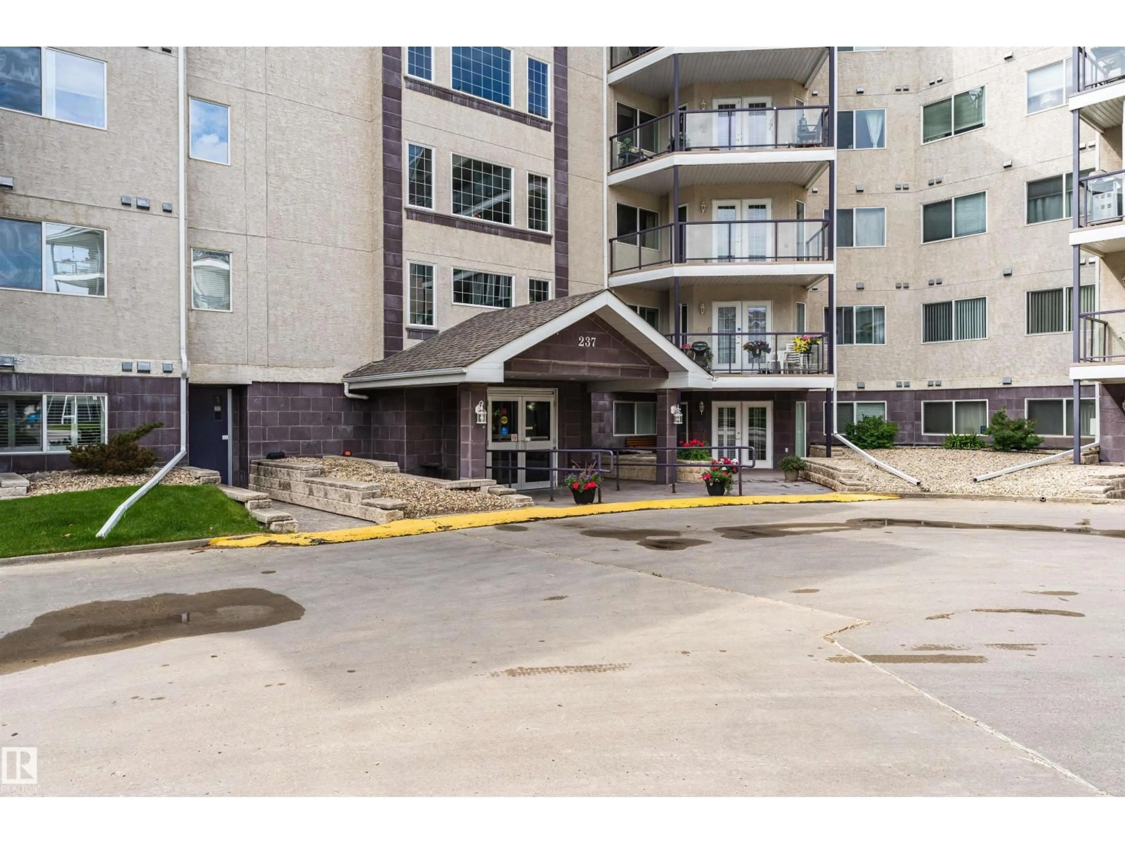 Unknown for #104 - 237 YOUVILLE DR, Edmonton Alberta T6L7G2