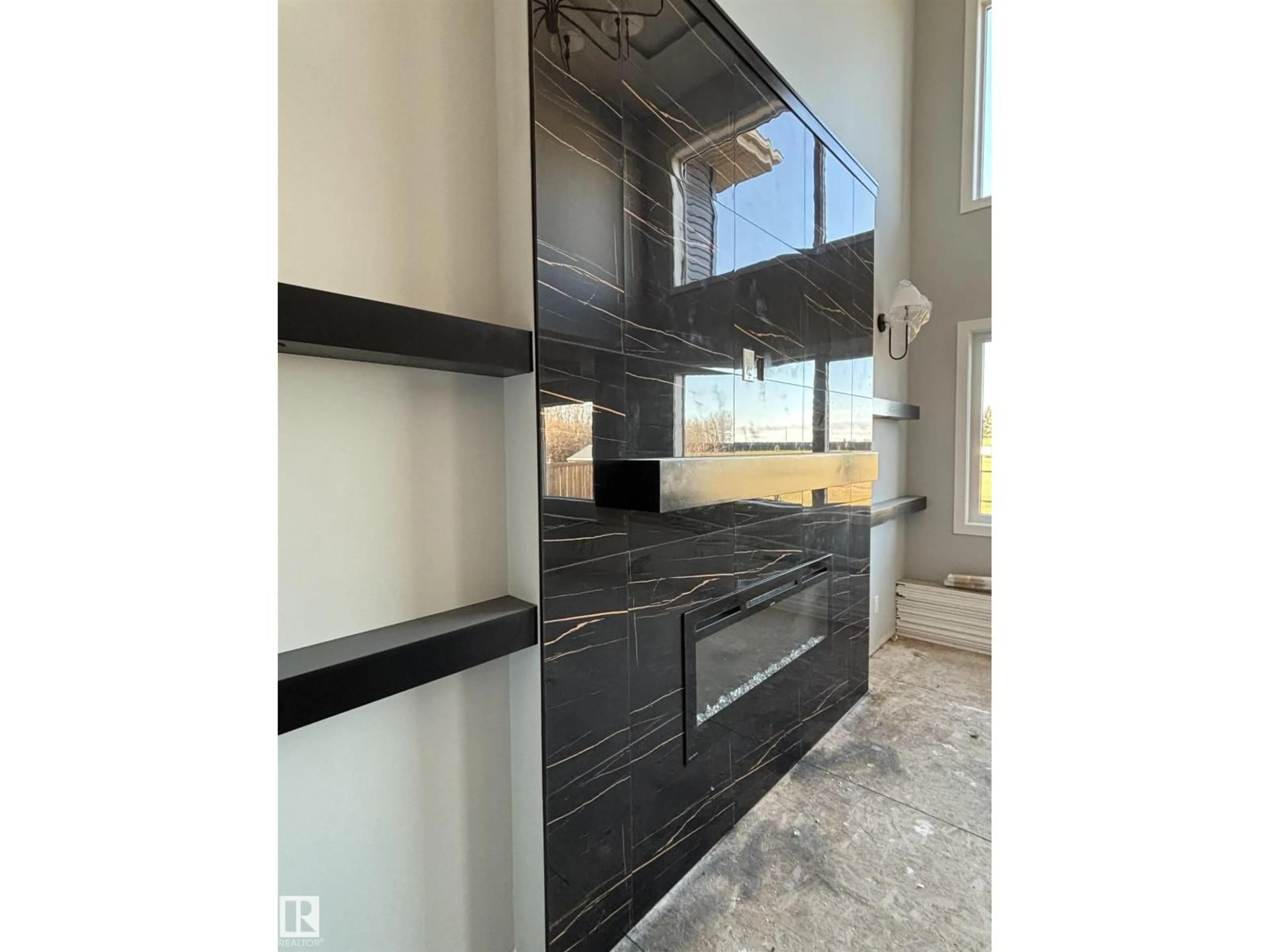 Contemporary kitchen, unknown for 48 MAPLE CR, Gibbons Alberta T0A1N0