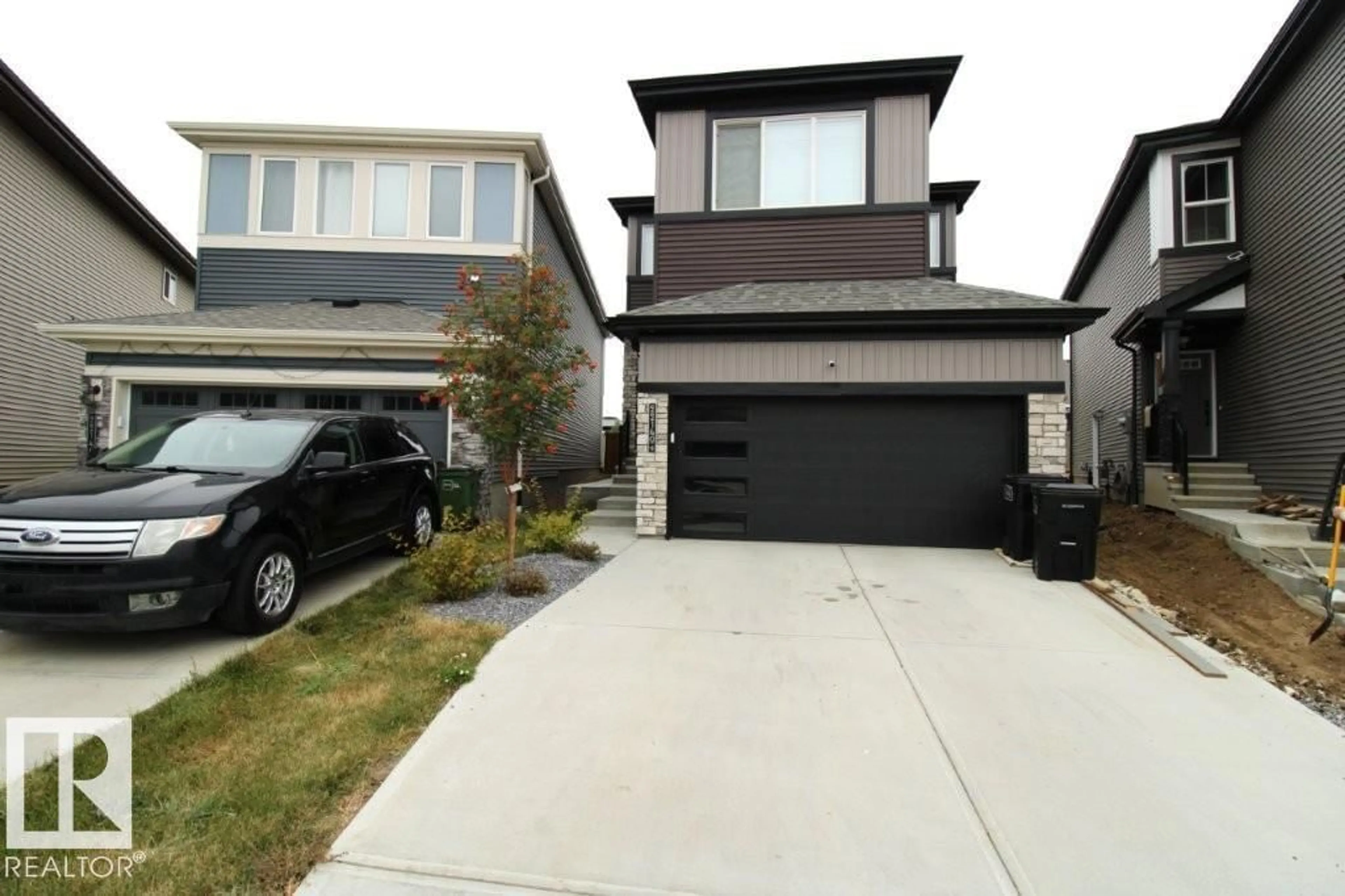 Unknown for 22140 81 AV, Edmonton Alberta T5T7R6