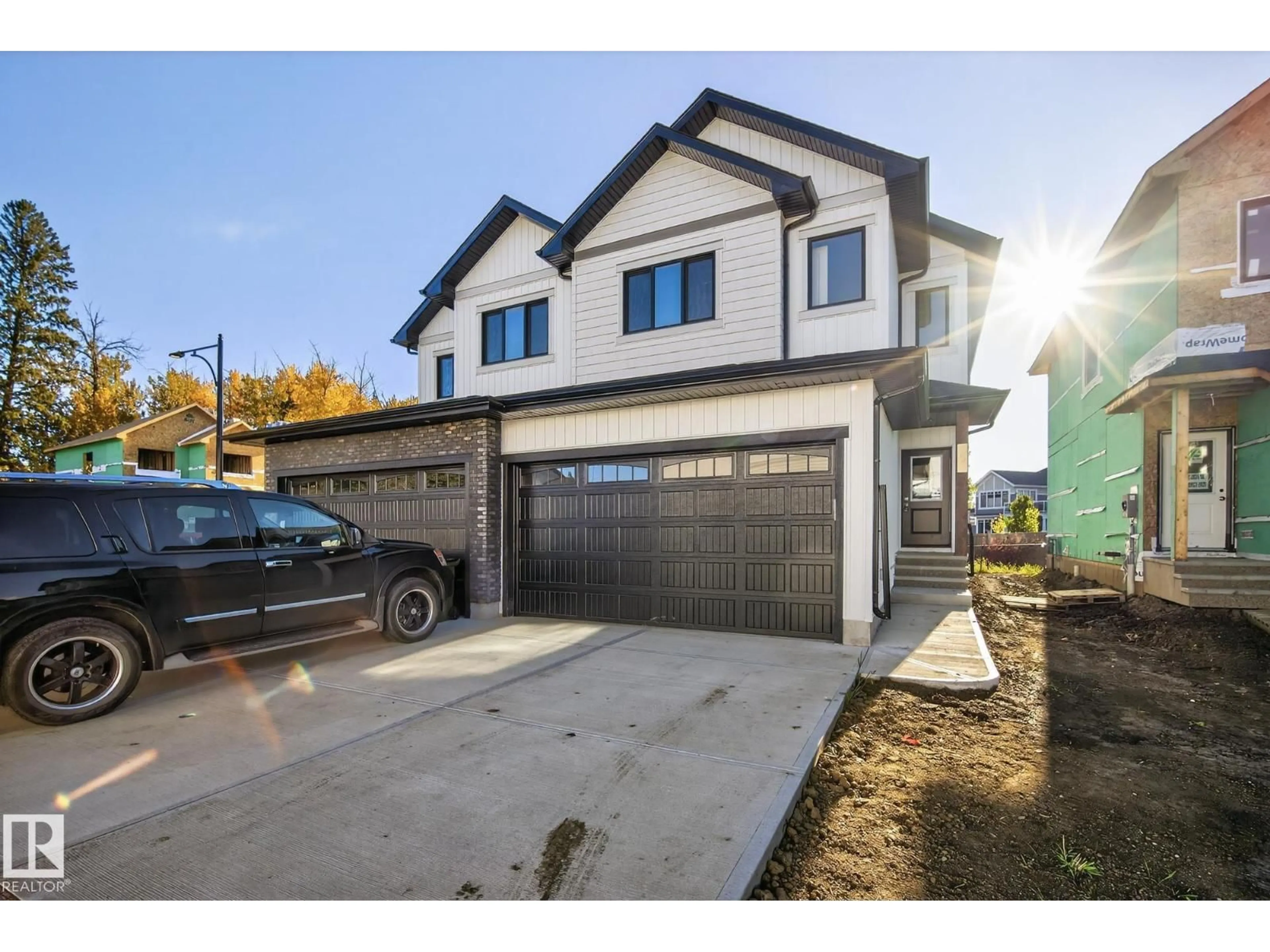 Unknown for #5 - 5122 213A ST, Edmonton Alberta T6M0K7