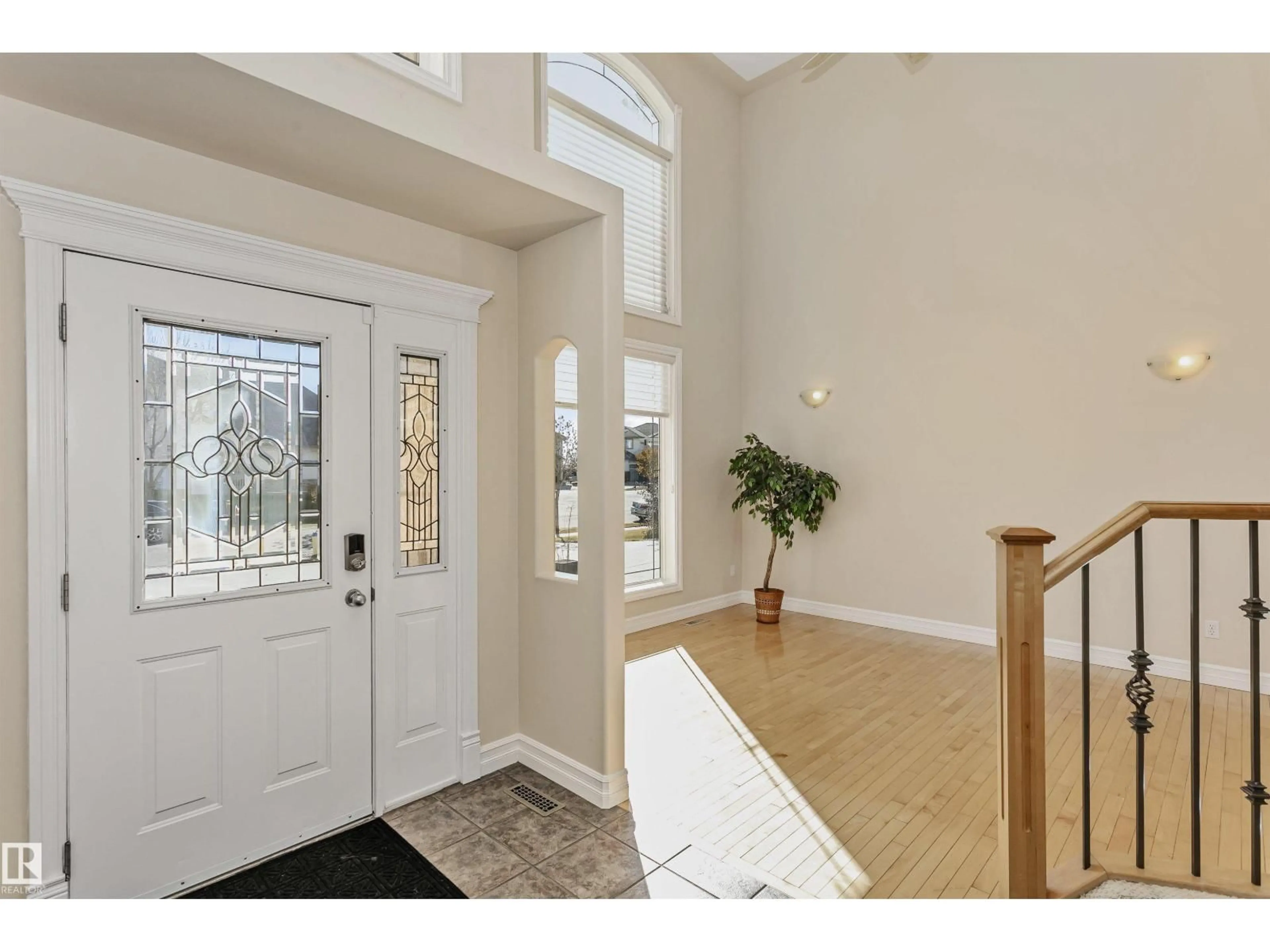 Indoor entryway for NW - 1518 HASWELL CL, Edmonton Alberta T6R3J4