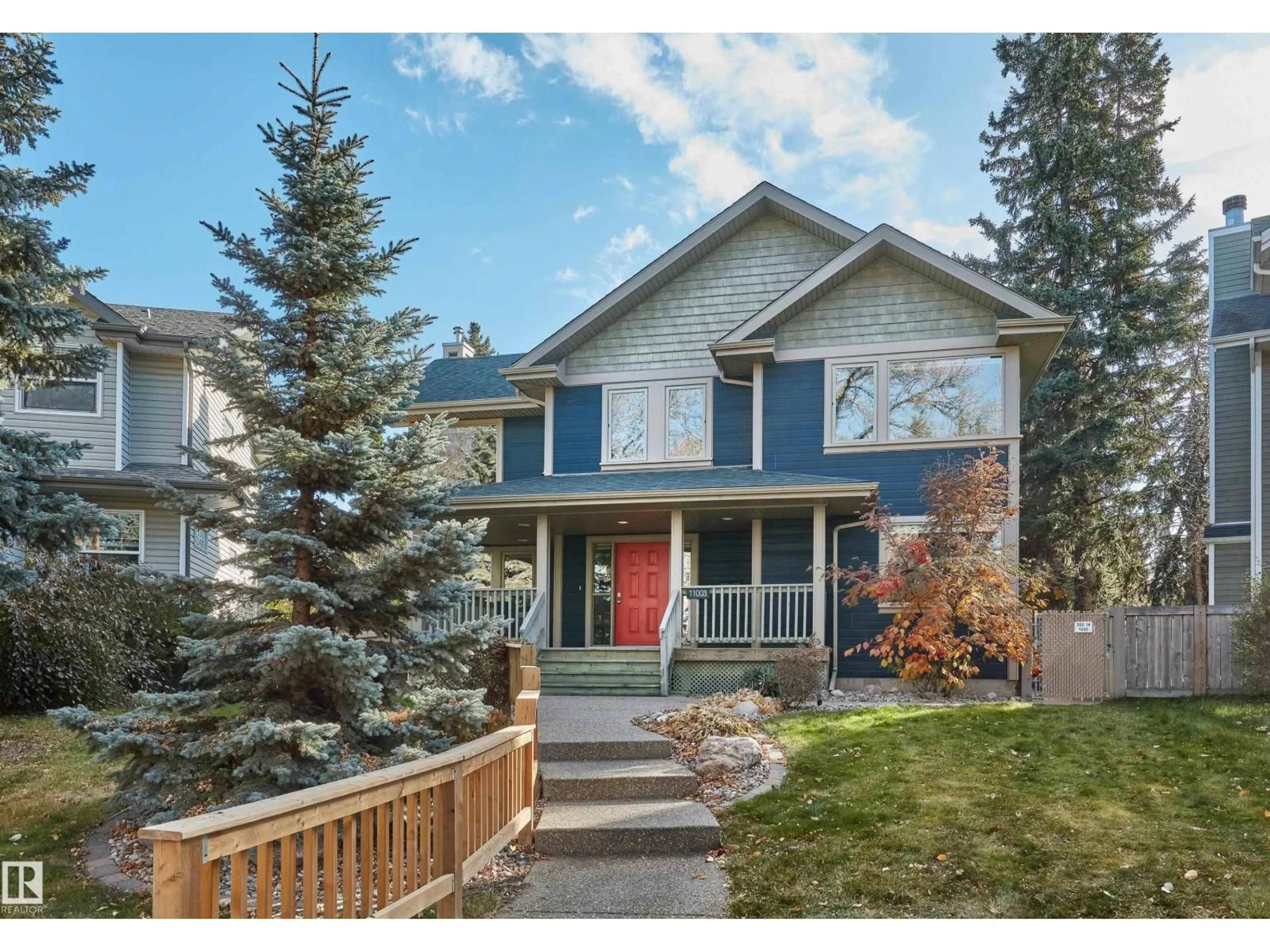 Home with vinyl exterior material, unknown for 11003 64 AV, Edmonton Alberta T6H1T4