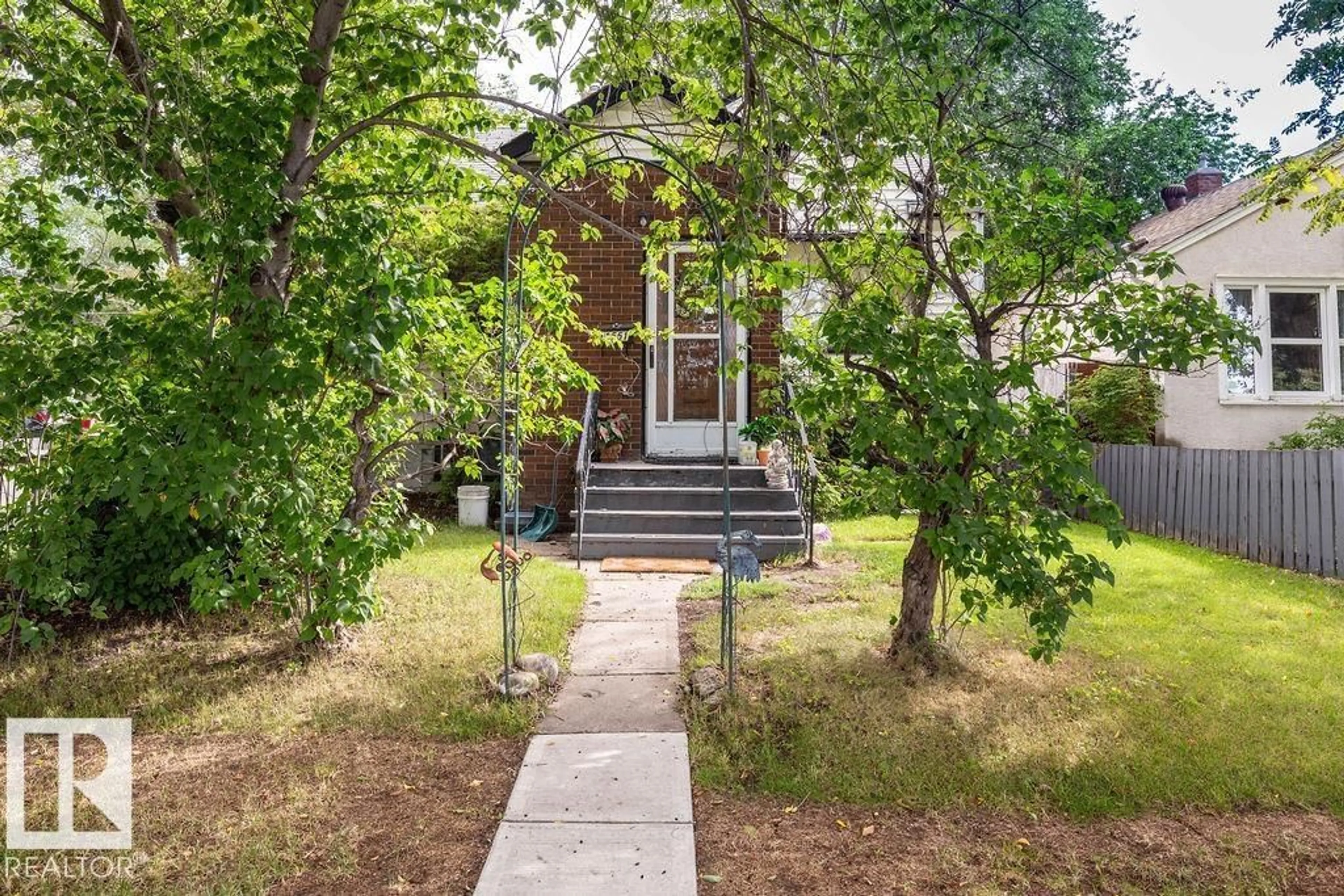 Unknown for NW - 11551 68 ST, Edmonton Alberta T5B1P2