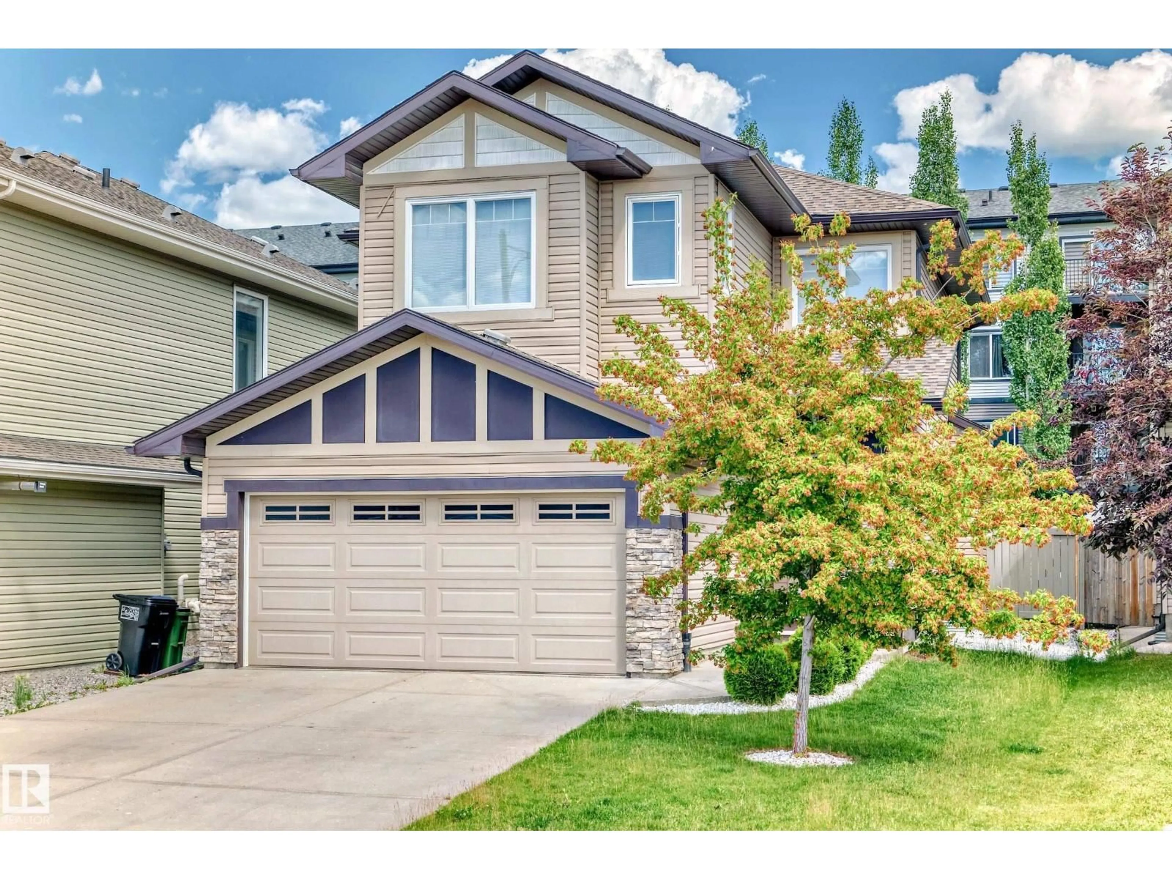 Home with vinyl exterior material, street for 723 57 ST, Edmonton Alberta T6X0G6