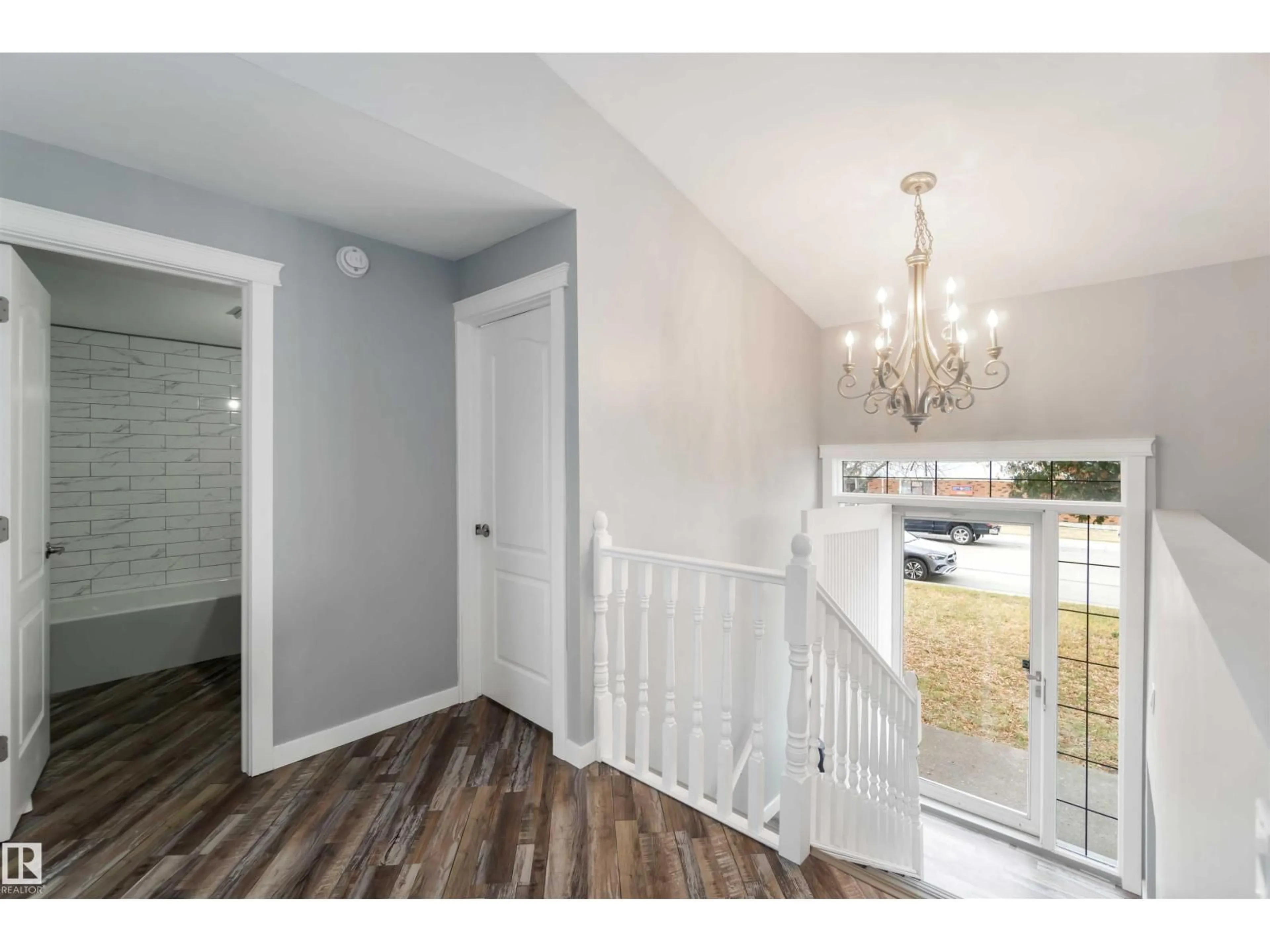 Indoor entryway for 5039 49 ST, Gibbons Alberta T0A1N0