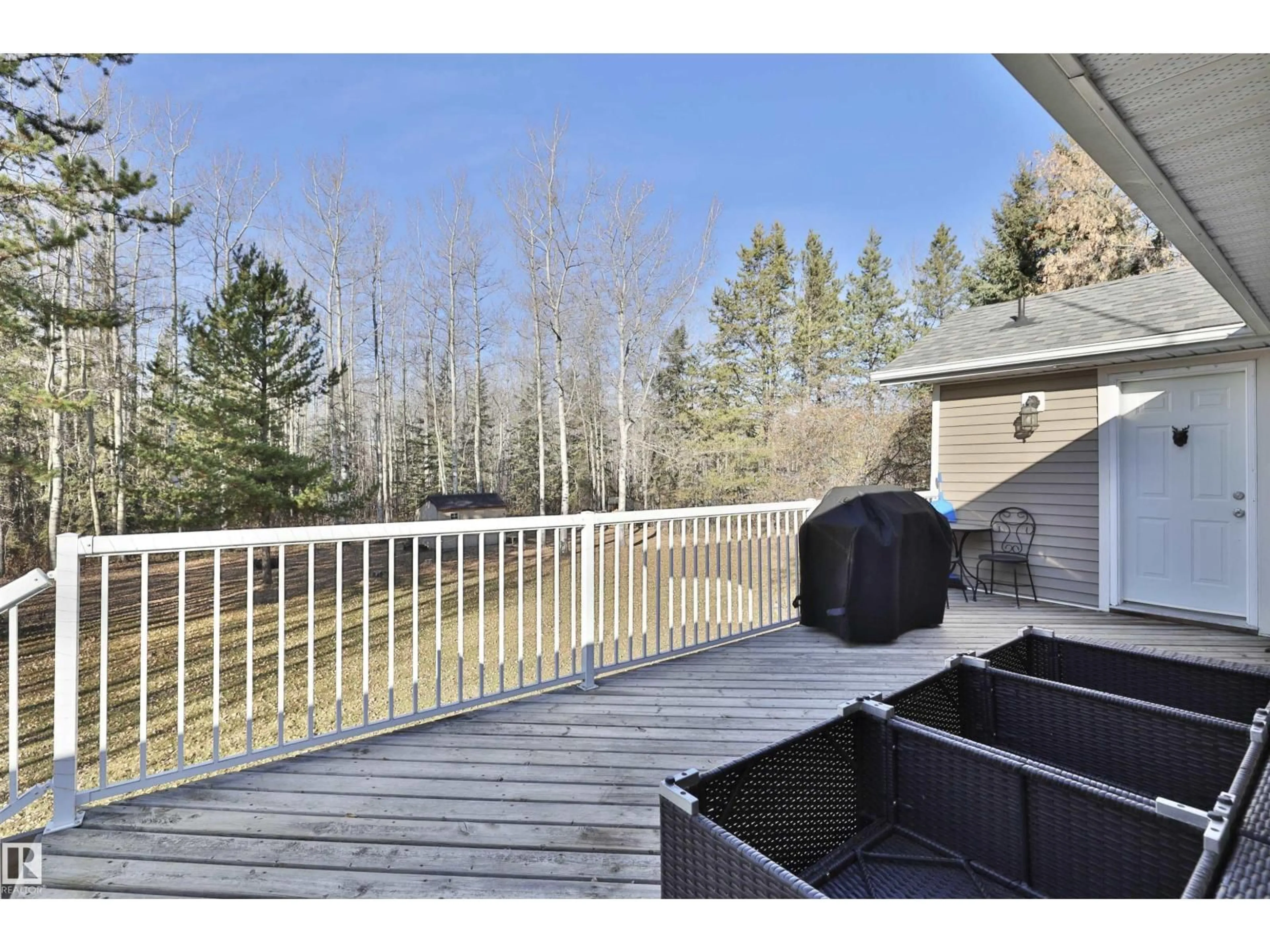 Patio, water/lake/river/ocean view for 4351 22 ST, Rural Wetaskiwin County Alberta T0C2C0
