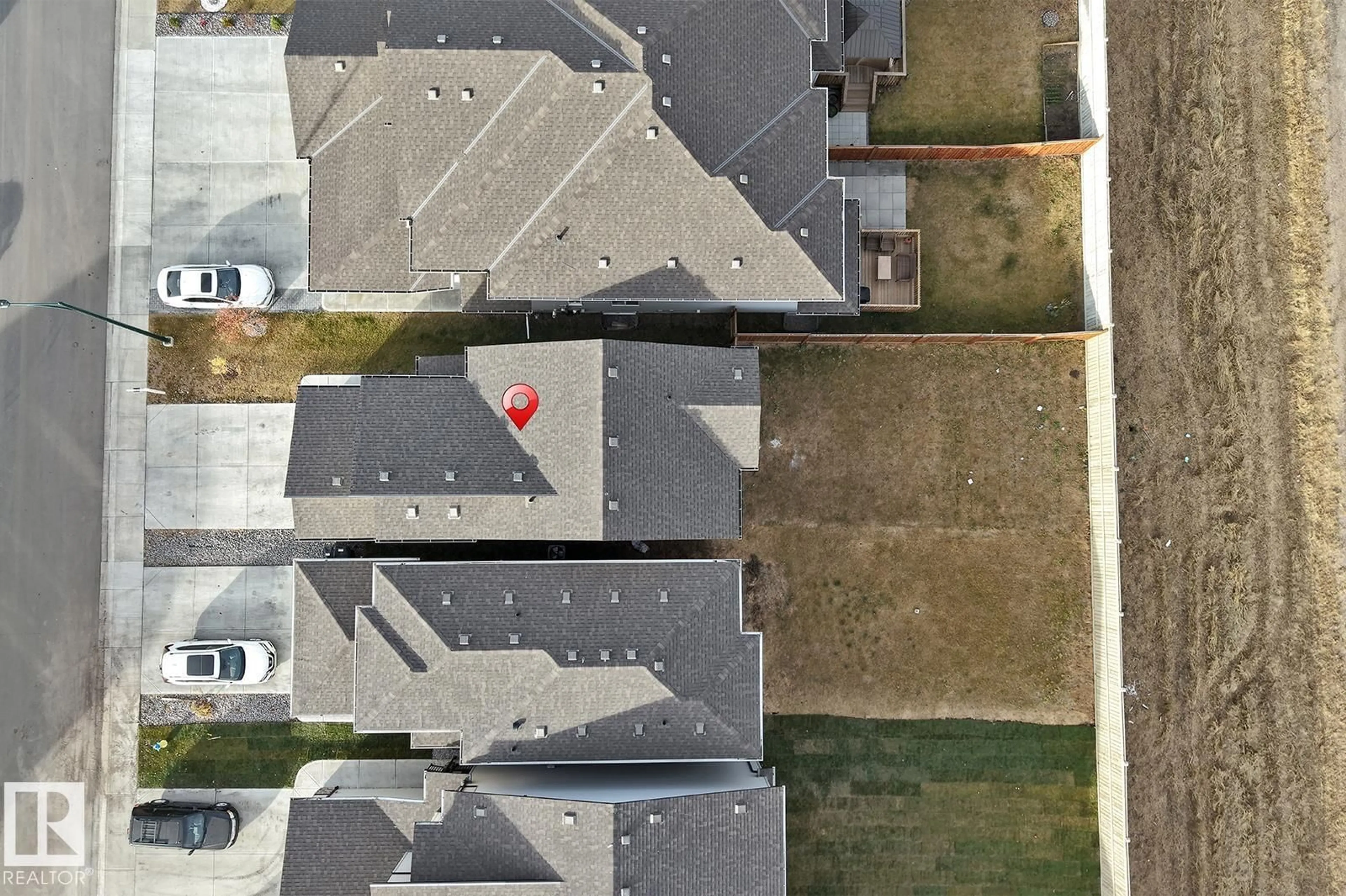 A pic from outside/outdoor area/front of a property/back of a property/a pic from drone, street for NW - 3617 2 ST, Edmonton Alberta T6T2P9
