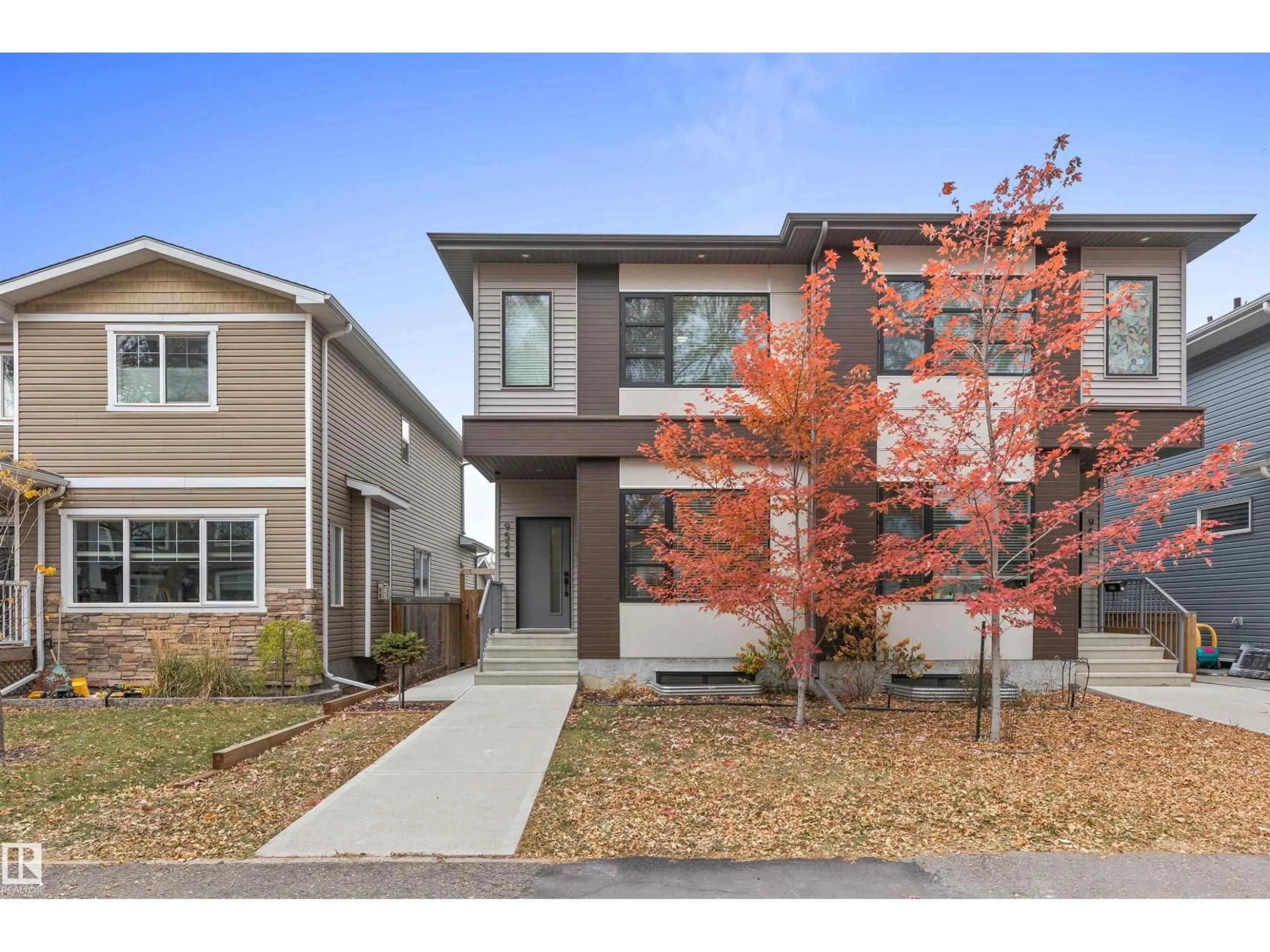 Home with brick exterior material, street for 9524 75 AV, Edmonton Alberta T6E1H4