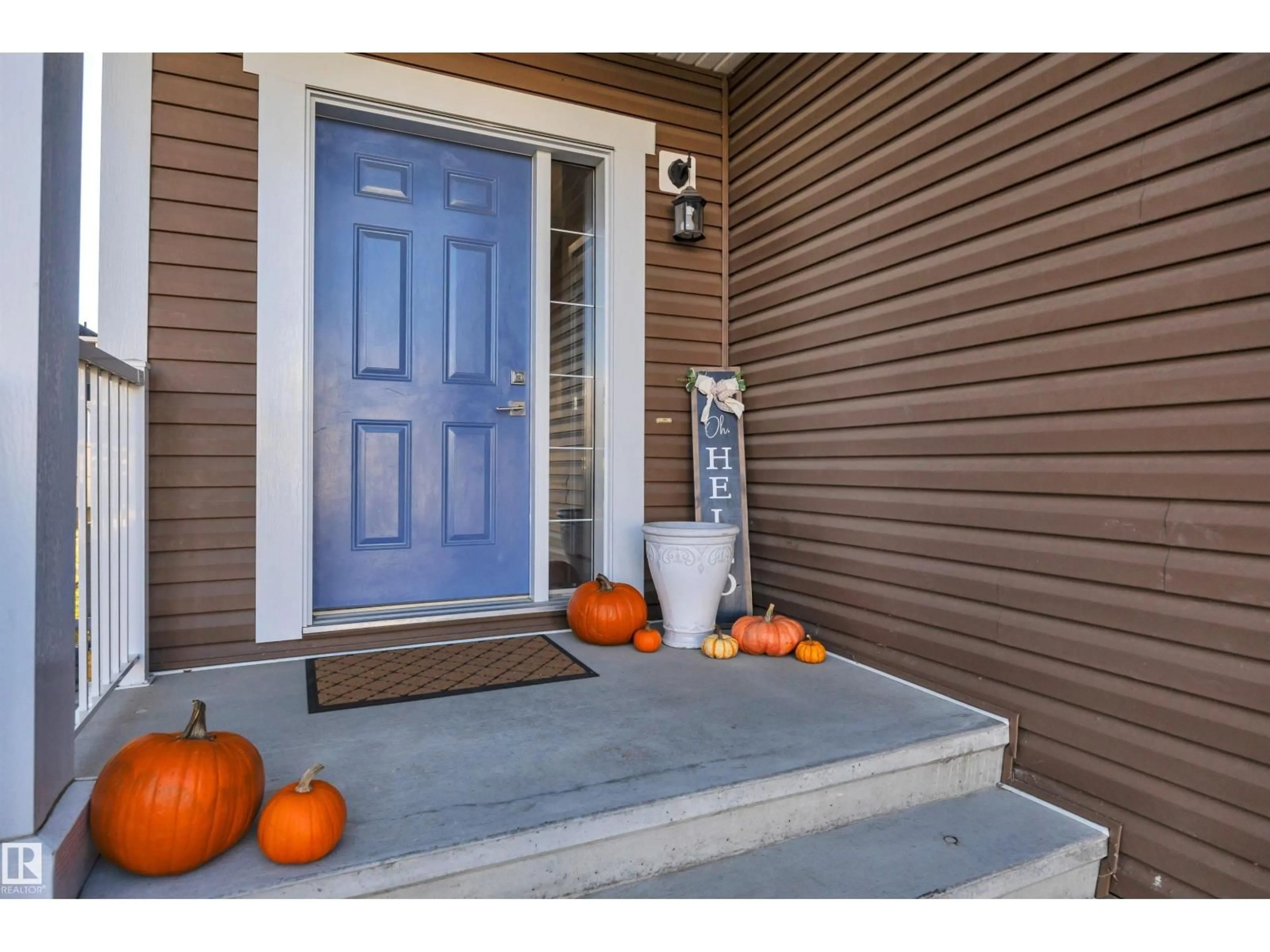 Indoor entryway for 513 STURTZ LI, Leduc Alberta T9E0Y6