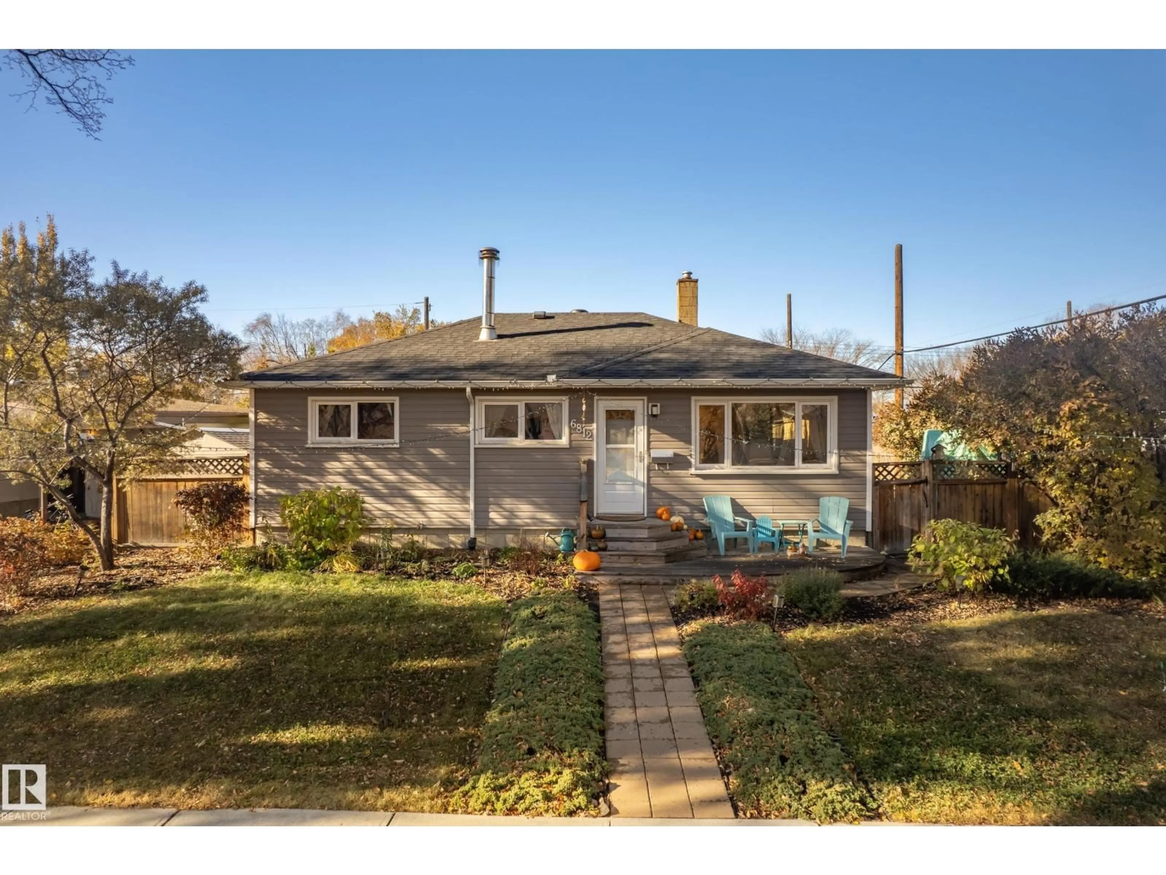 Unknown for 6812 86 ST, Edmonton Alberta T6E2Y1