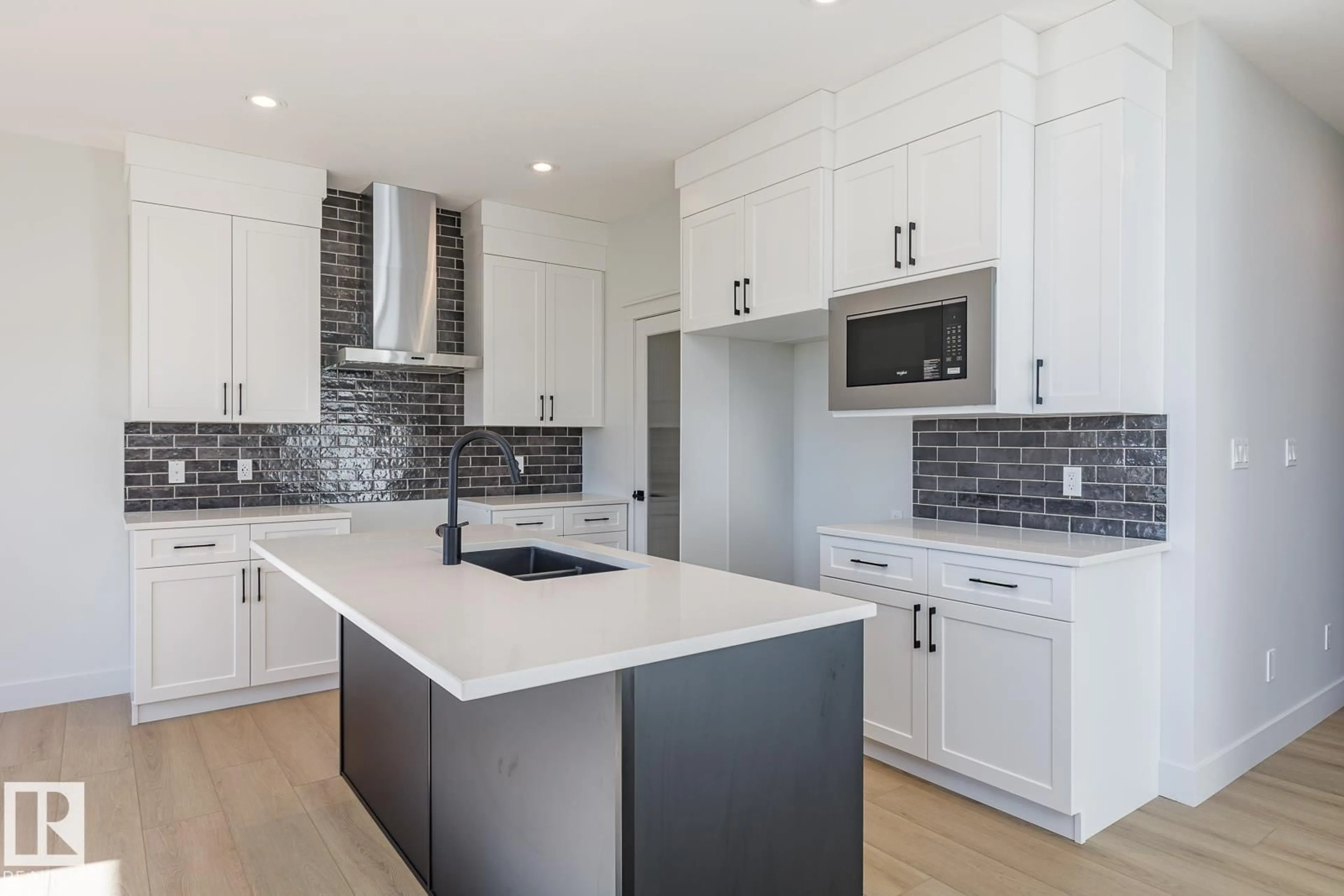 Contemporary kitchen, ceramic/tile floor for SW - 1603 157 ST, Edmonton Alberta T6W4J8