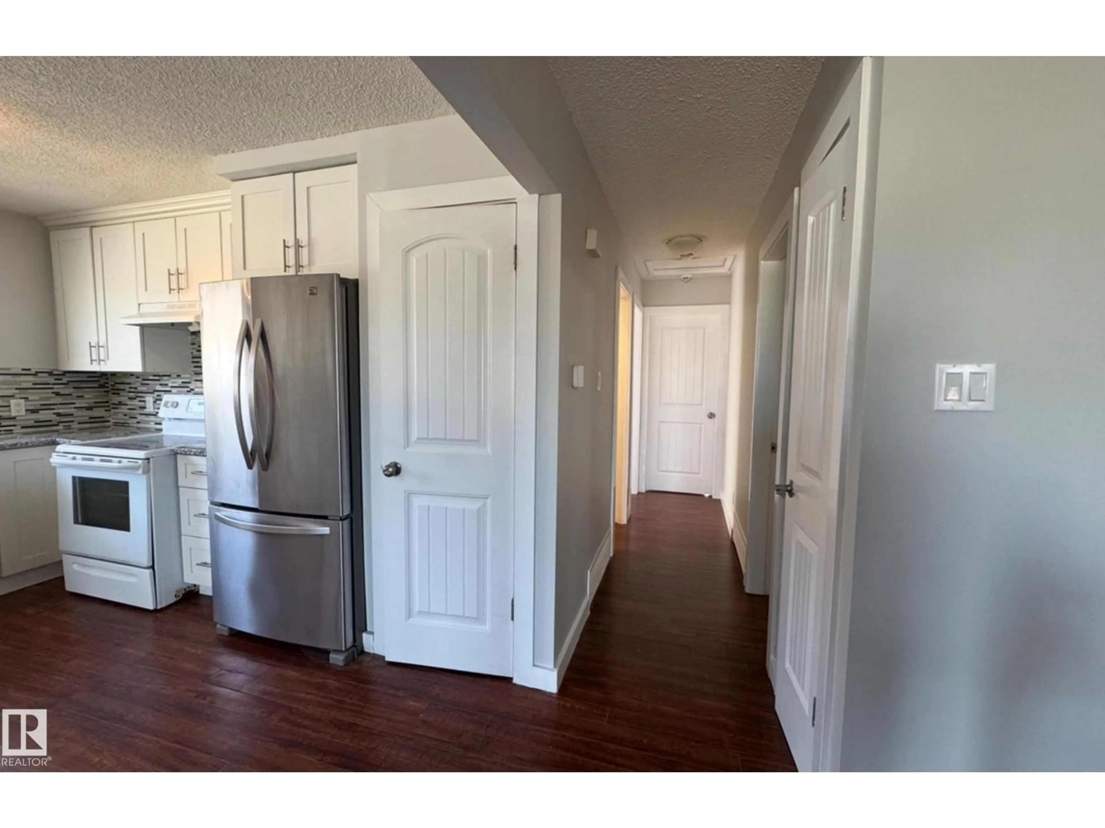 Unknown for 8815 140 AV, Edmonton Alberta T5E2C8