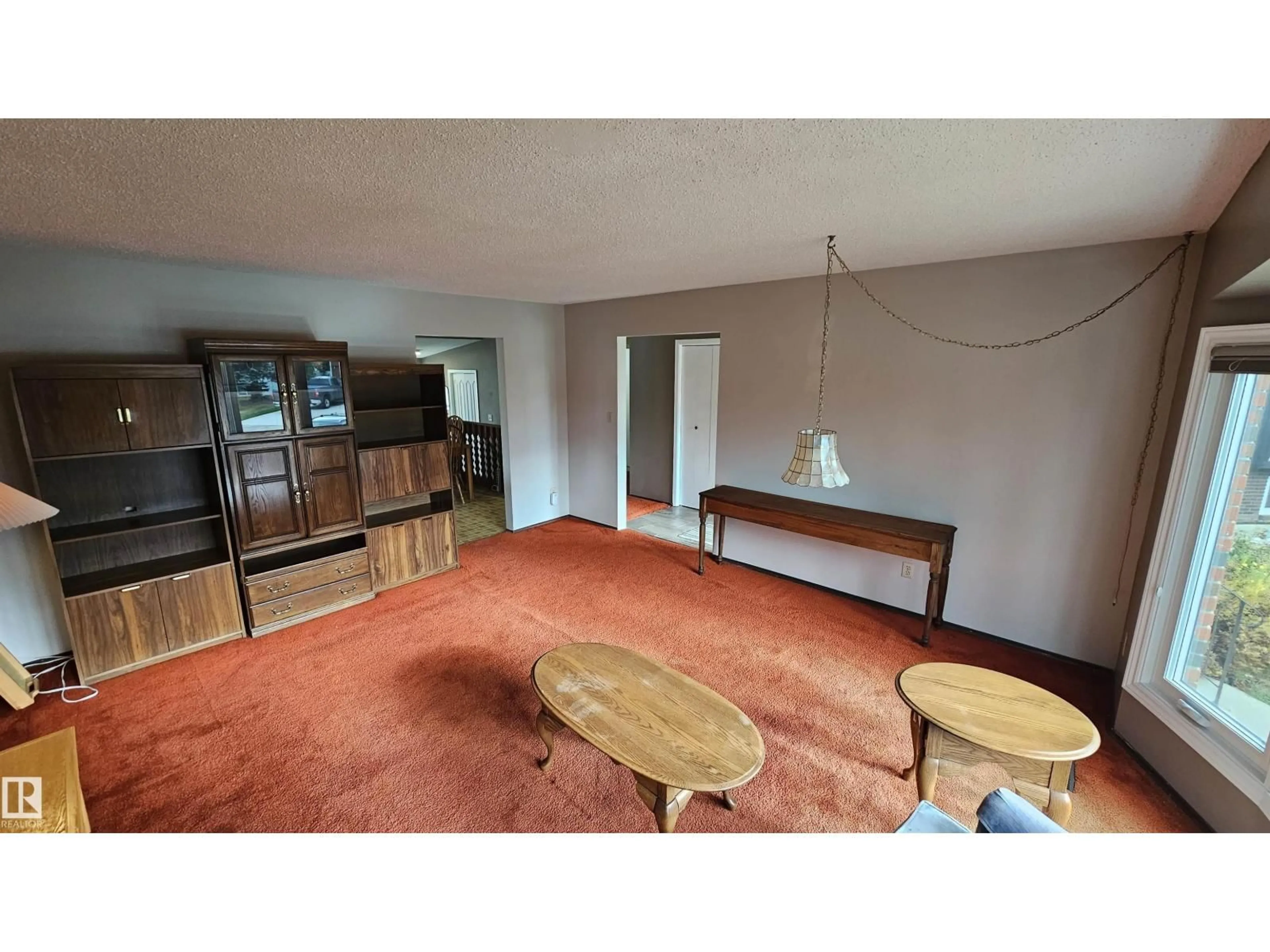 A pic of a room for 1817 65 ST, Edmonton Alberta T6L1N1