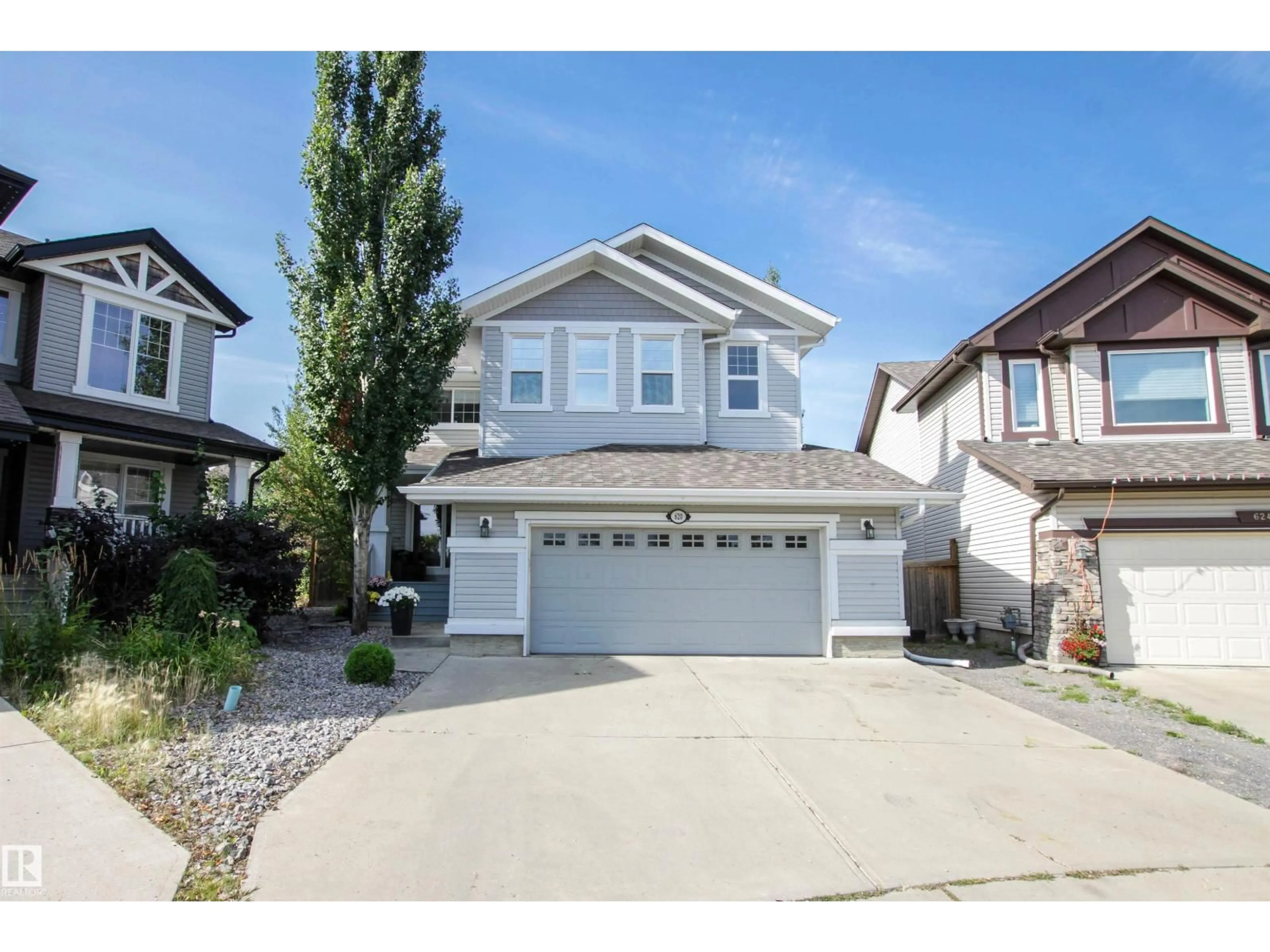 Home with vinyl exterior material, street for 620 CABRI CT, Sherwood Park Alberta T8H0L4