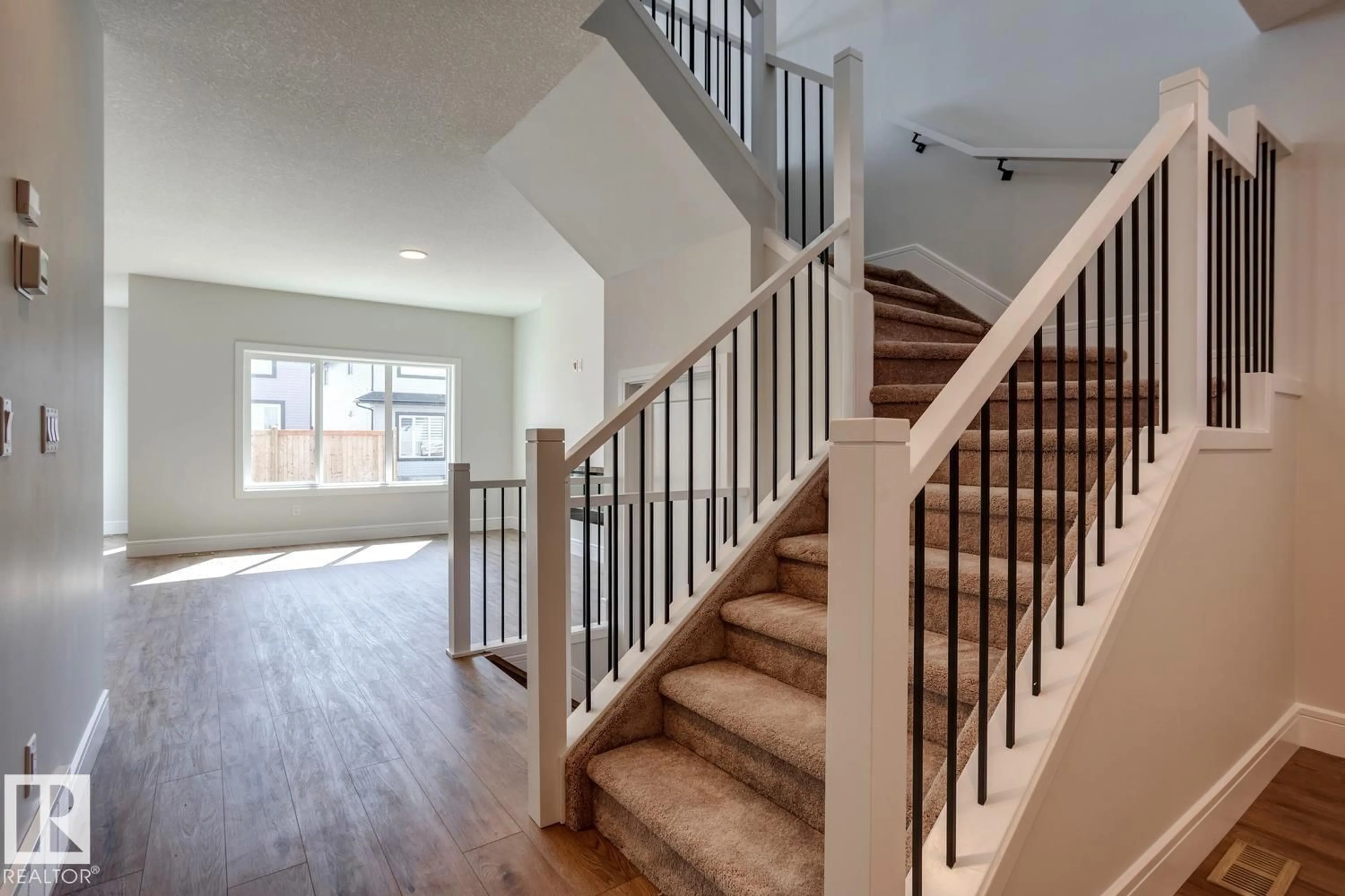 Unknown for 1952 WESTERRA LN, Stony Plain Alberta T7Z0M9