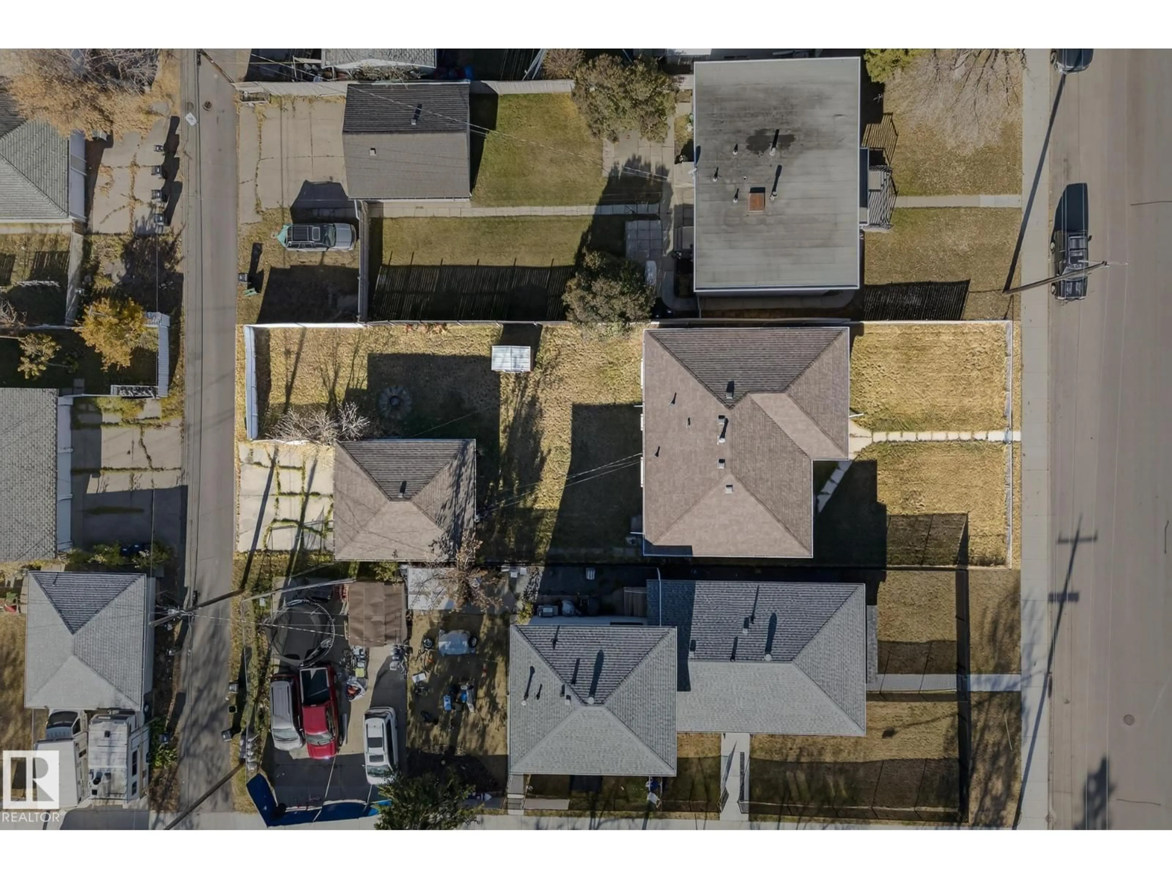 A pic from outside/outdoor area/front of a property/back of a property/a pic from drone, street for 12908 101 ST, Edmonton Alberta T5E4E7
