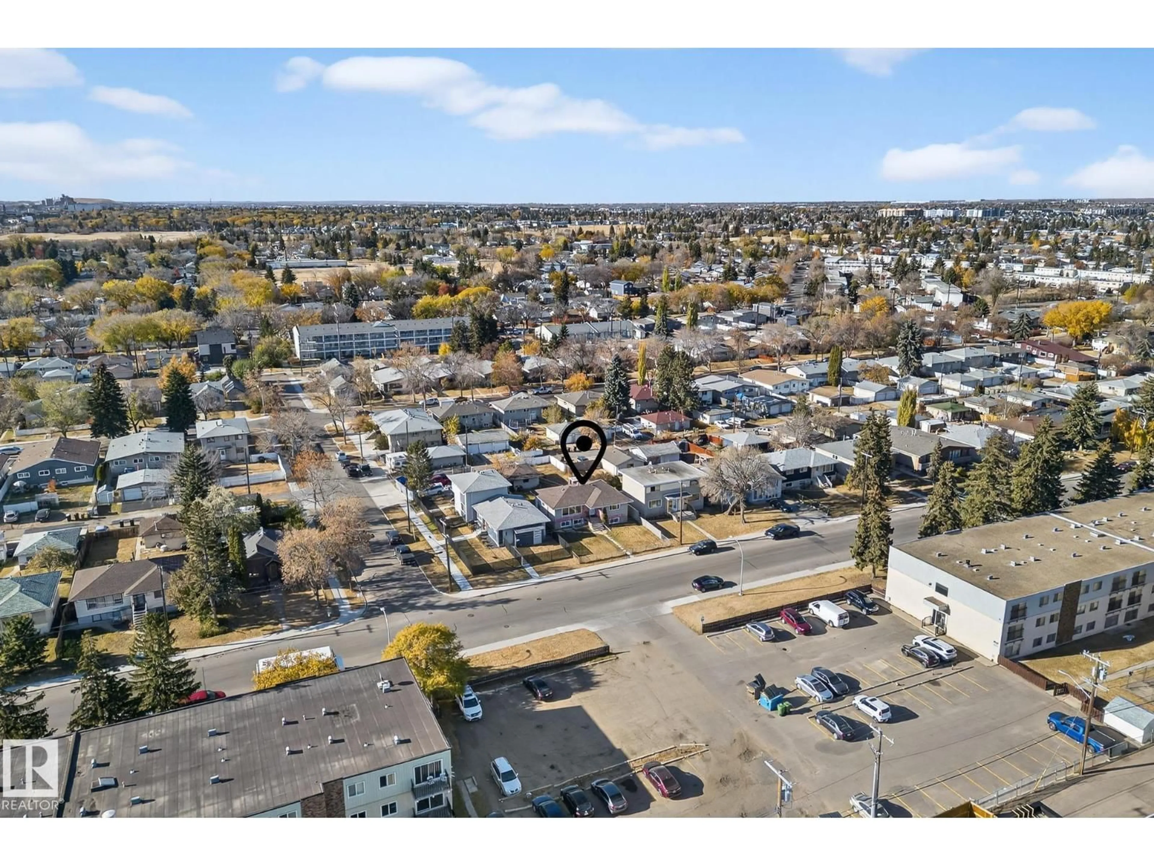 A pic from outside/outdoor area/front of a property/back of a property/a pic from drone, street for 12908 101 ST, Edmonton Alberta T5E4E7