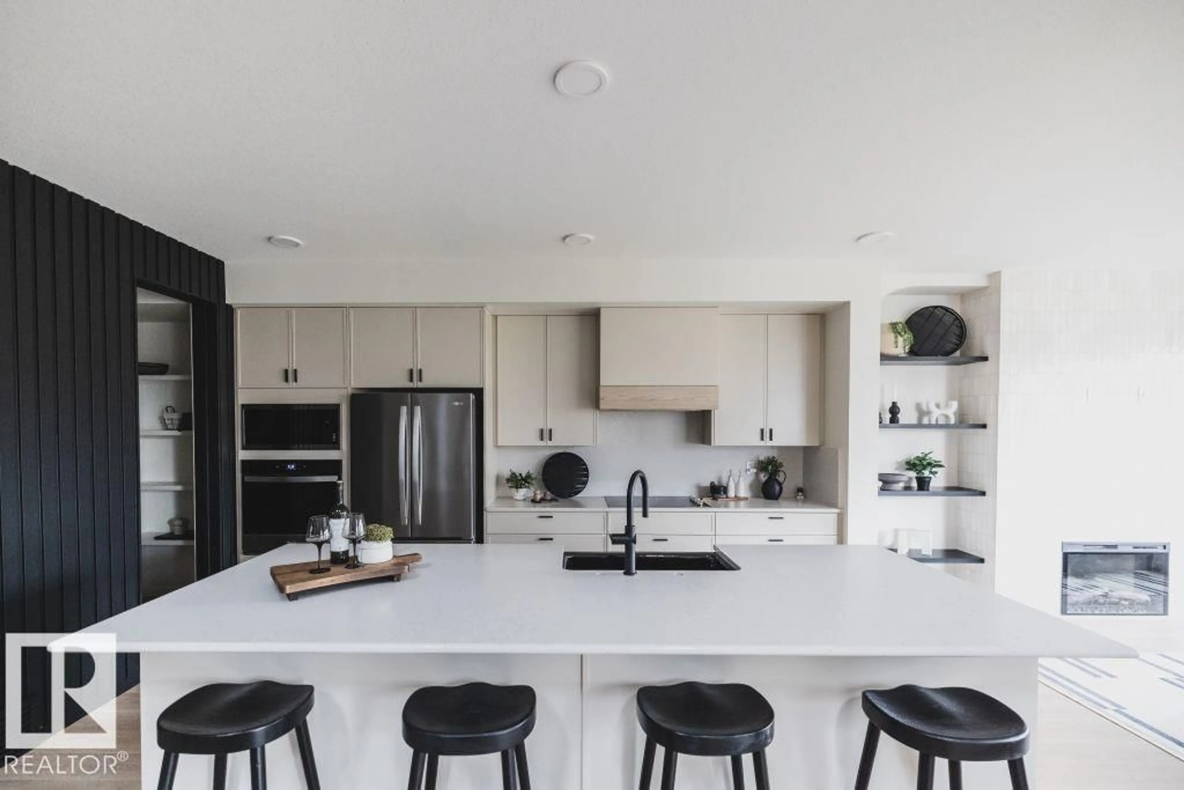 Contemporary kitchen, unknown for 62 RIVERHILL CR, St. Albert Alberta T8N7X4