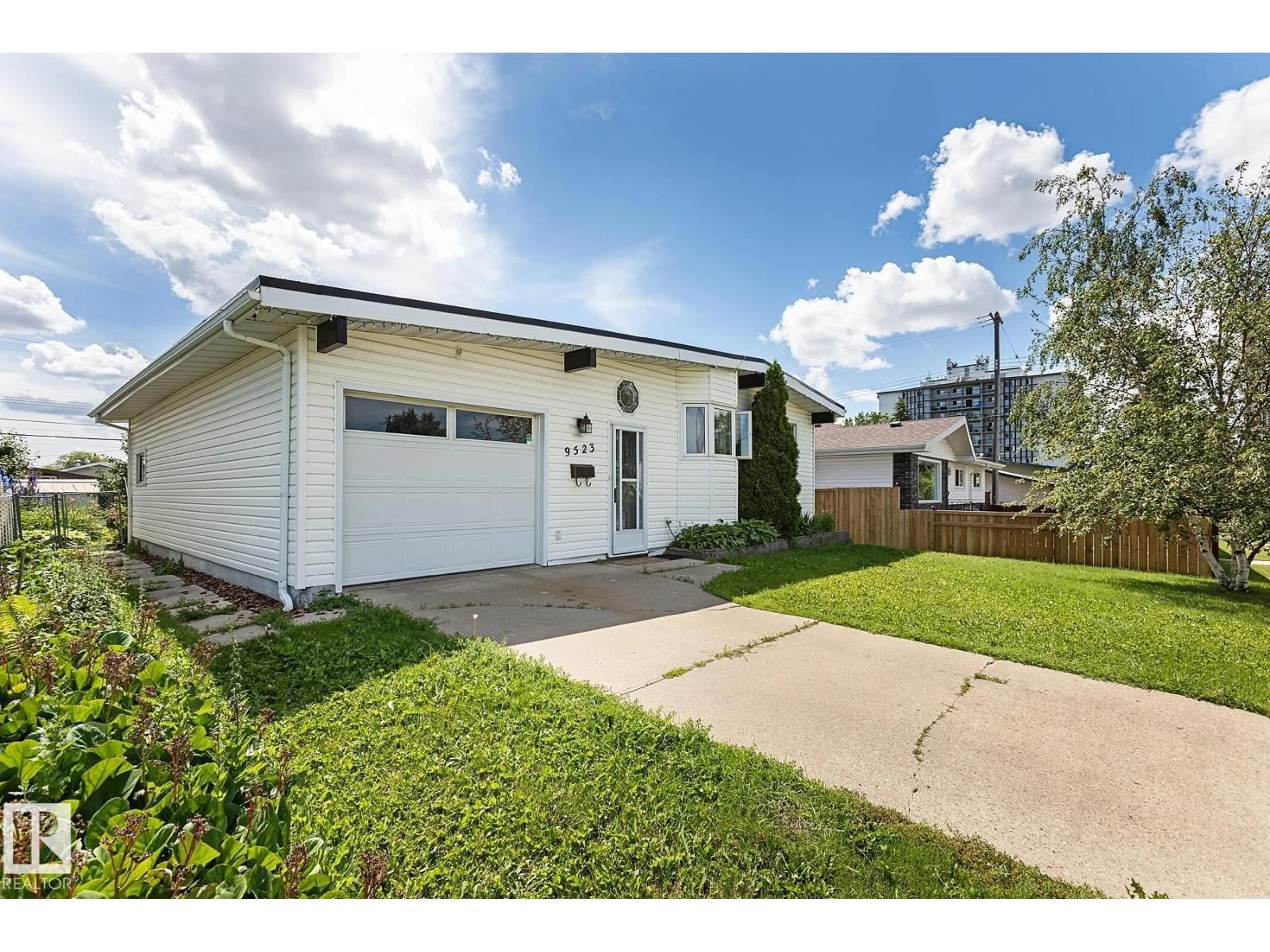 Unknown for 9523 134 AV, Edmonton Alberta T5E1H8