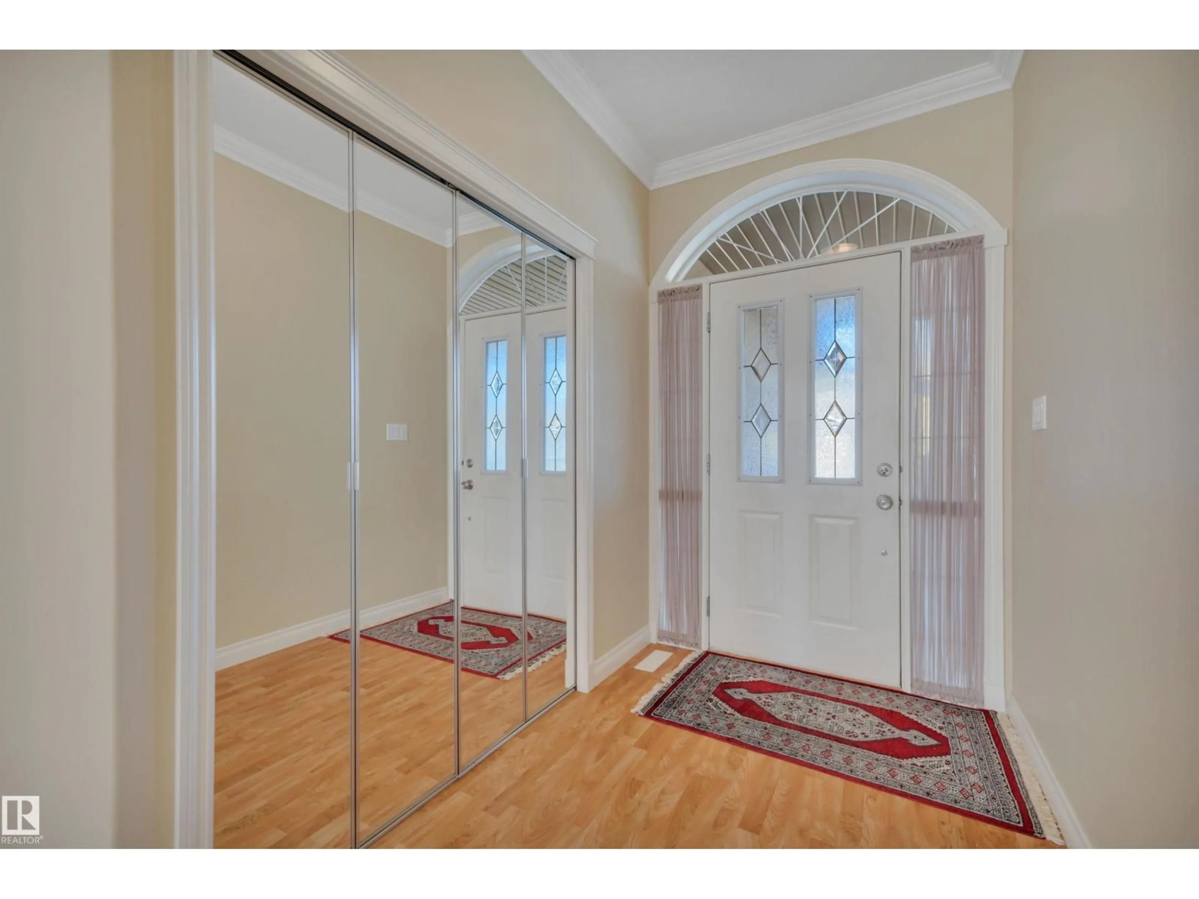 Indoor entryway for #41 - 13808 155 AV, Edmonton Alberta T6V1T8