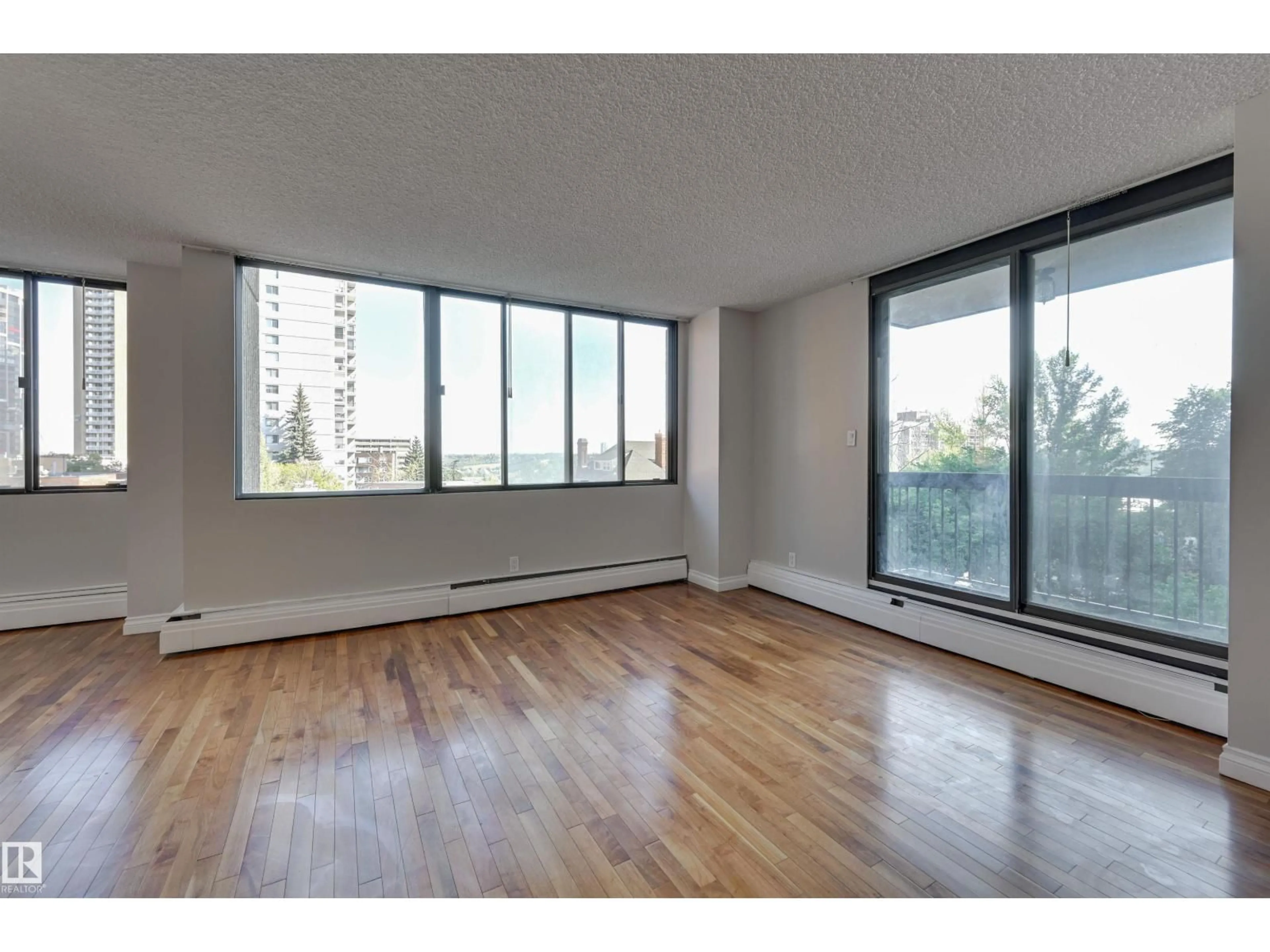 A pic of a room for #301 - 9921 104 ST, Edmonton Alberta T5K2K3