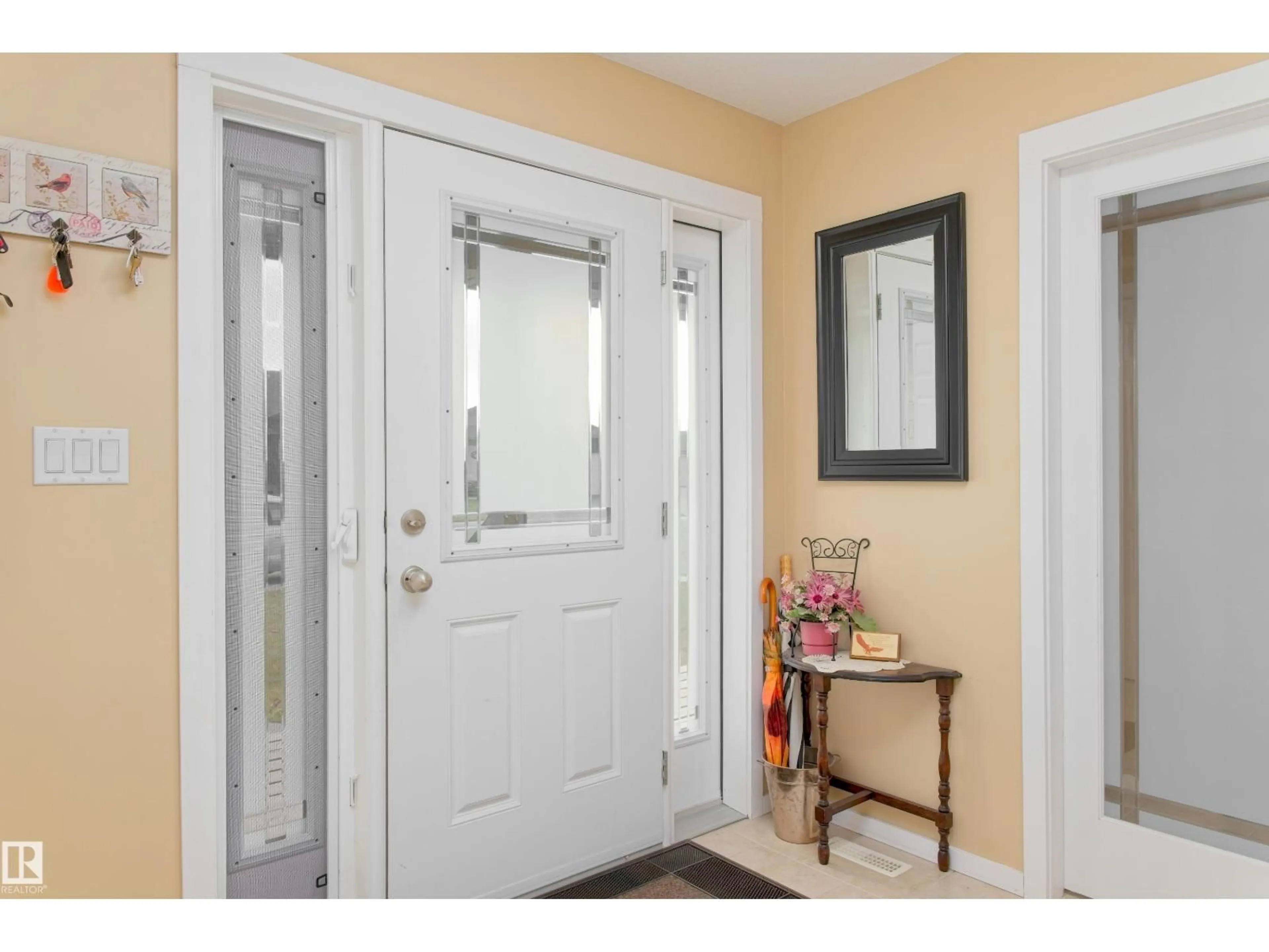 Indoor entryway for 5902 44 STREET, Barrhead Alberta T7N0A4