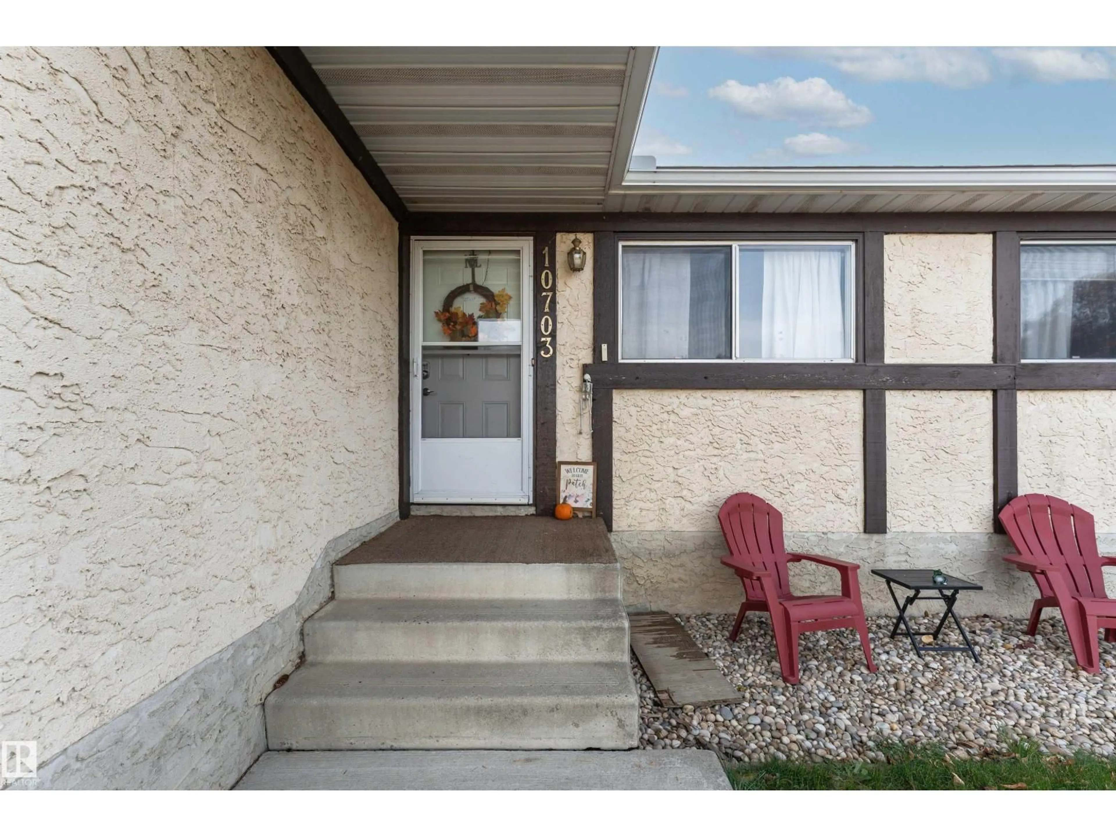 Unknown for 10703 95 AV, Morinville Alberta T8R1E3