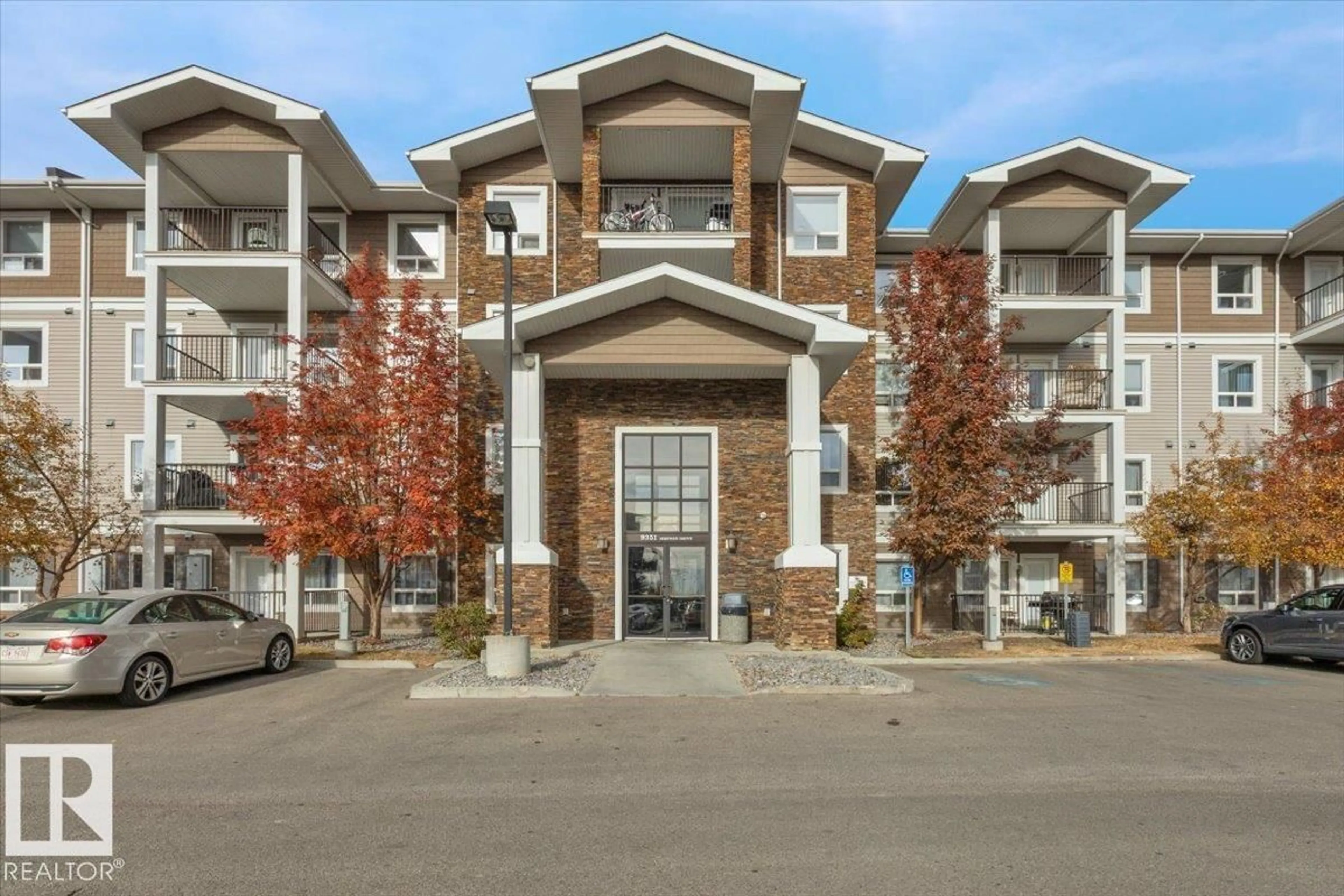 Unknown for 9351 - 3408 SIMON DR NW, Edmonton Alberta T6R0N4