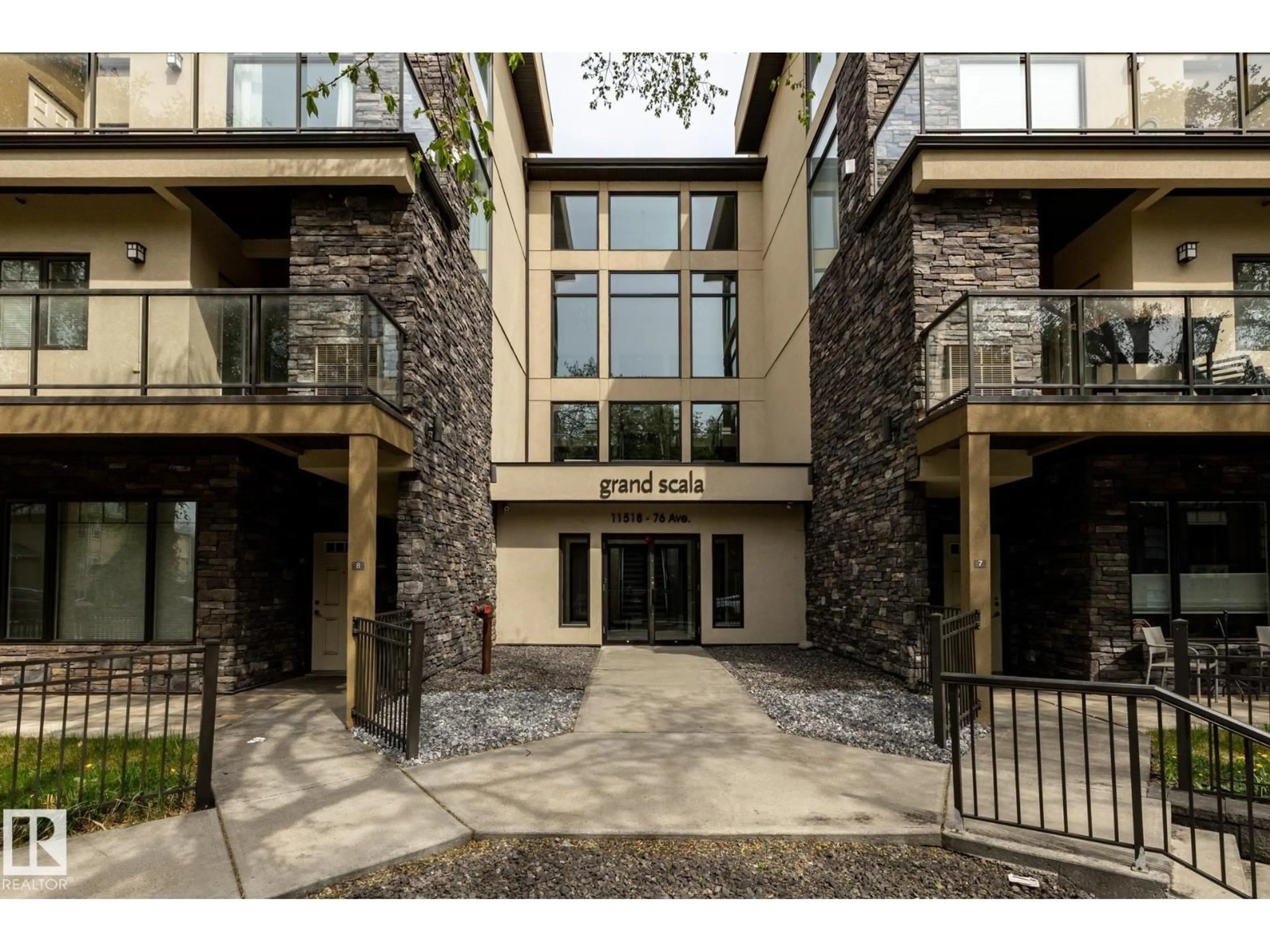 Unknown for #37 - 11518 76 AV, Edmonton Alberta T6G0K7