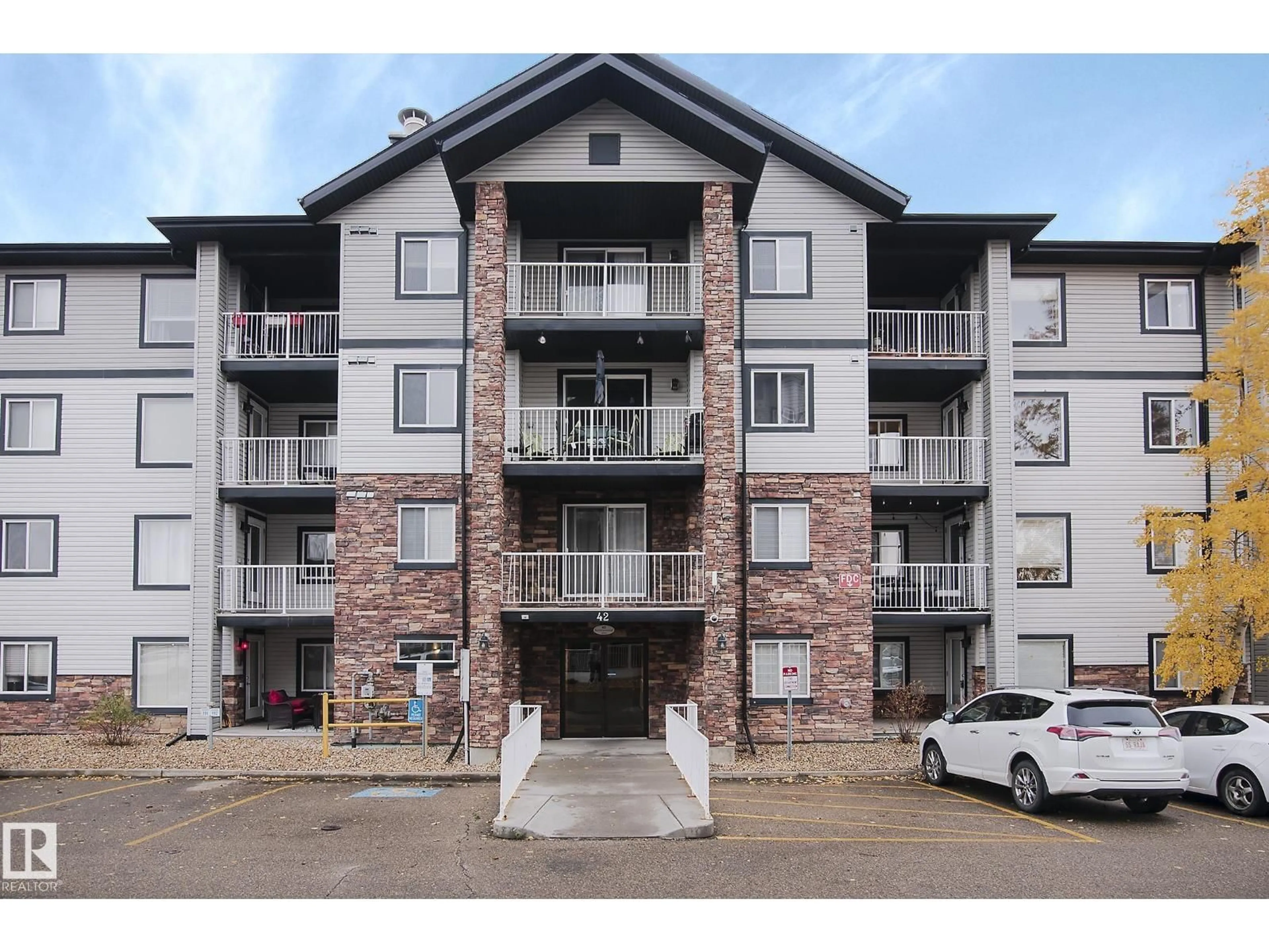 Unknown for 412 SUMMERWOOD BV, Sherwood Park Alberta T8H0C3